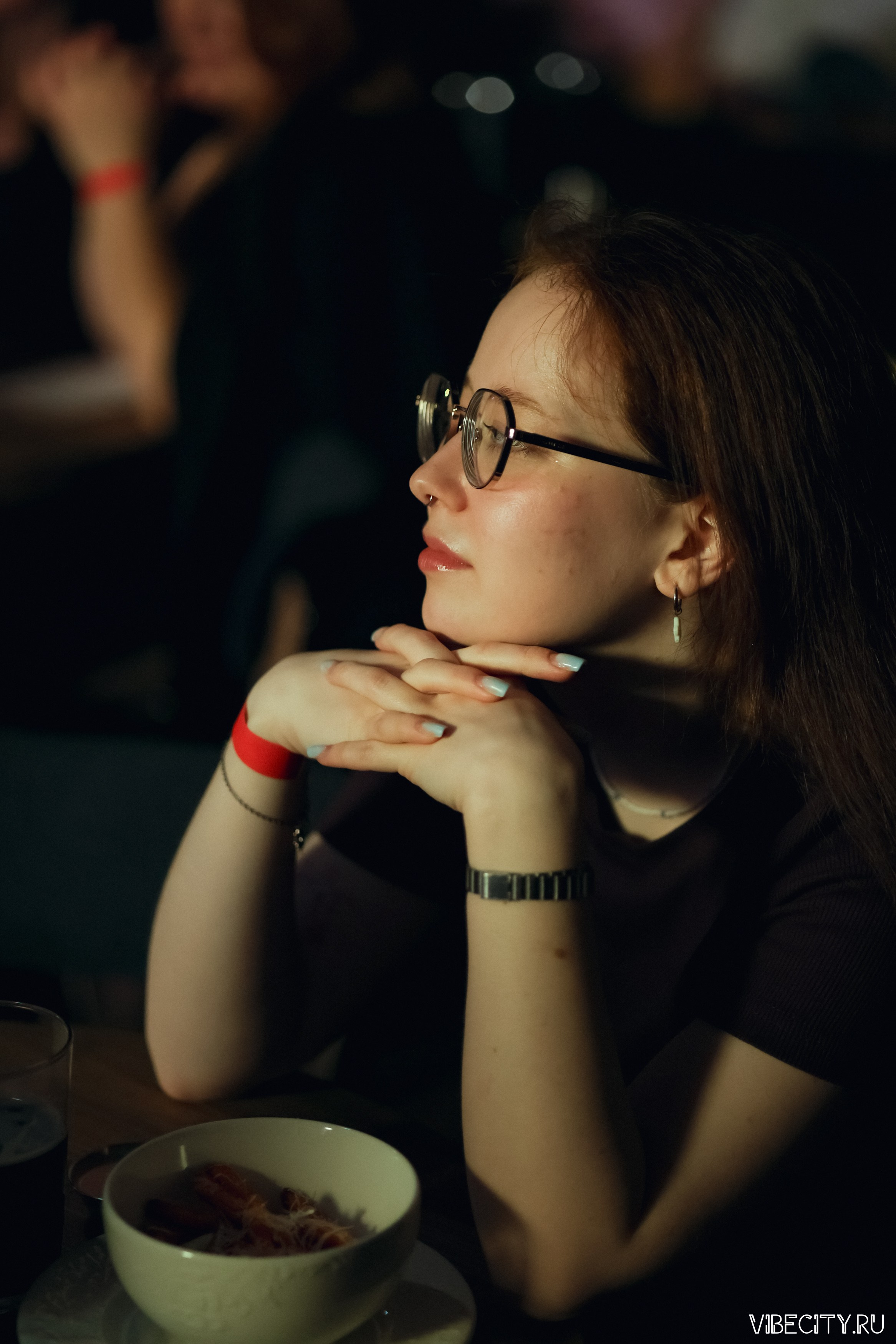 Стендап клуб Локация. VIBECITY.RU Вайб Сити Ру Фоторепортажи Фотоотчеты Калининград