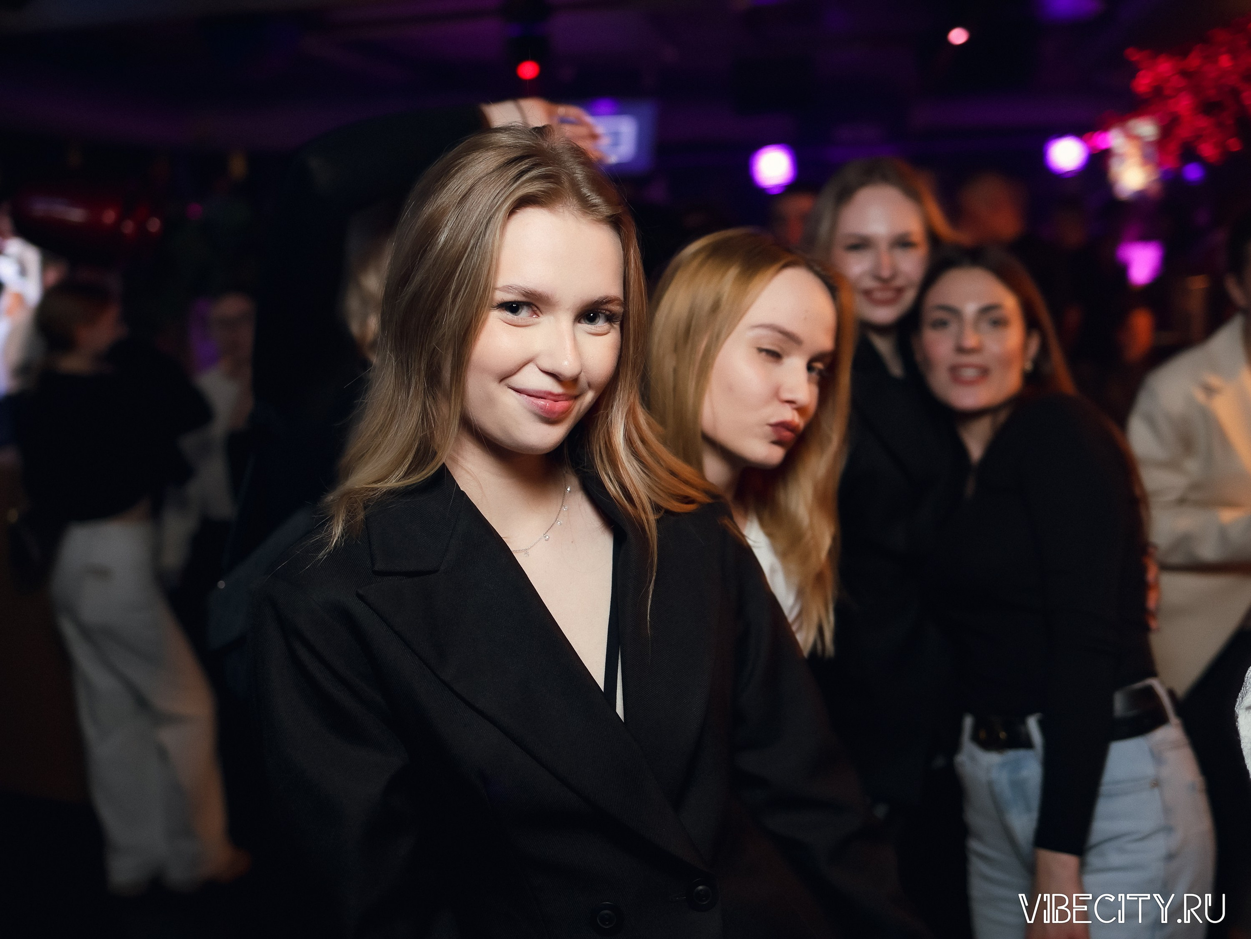 DOUBLE U. VIBECITY.RU Вайб Сити Ру Фоторепортажи Фотоотчеты Калининград