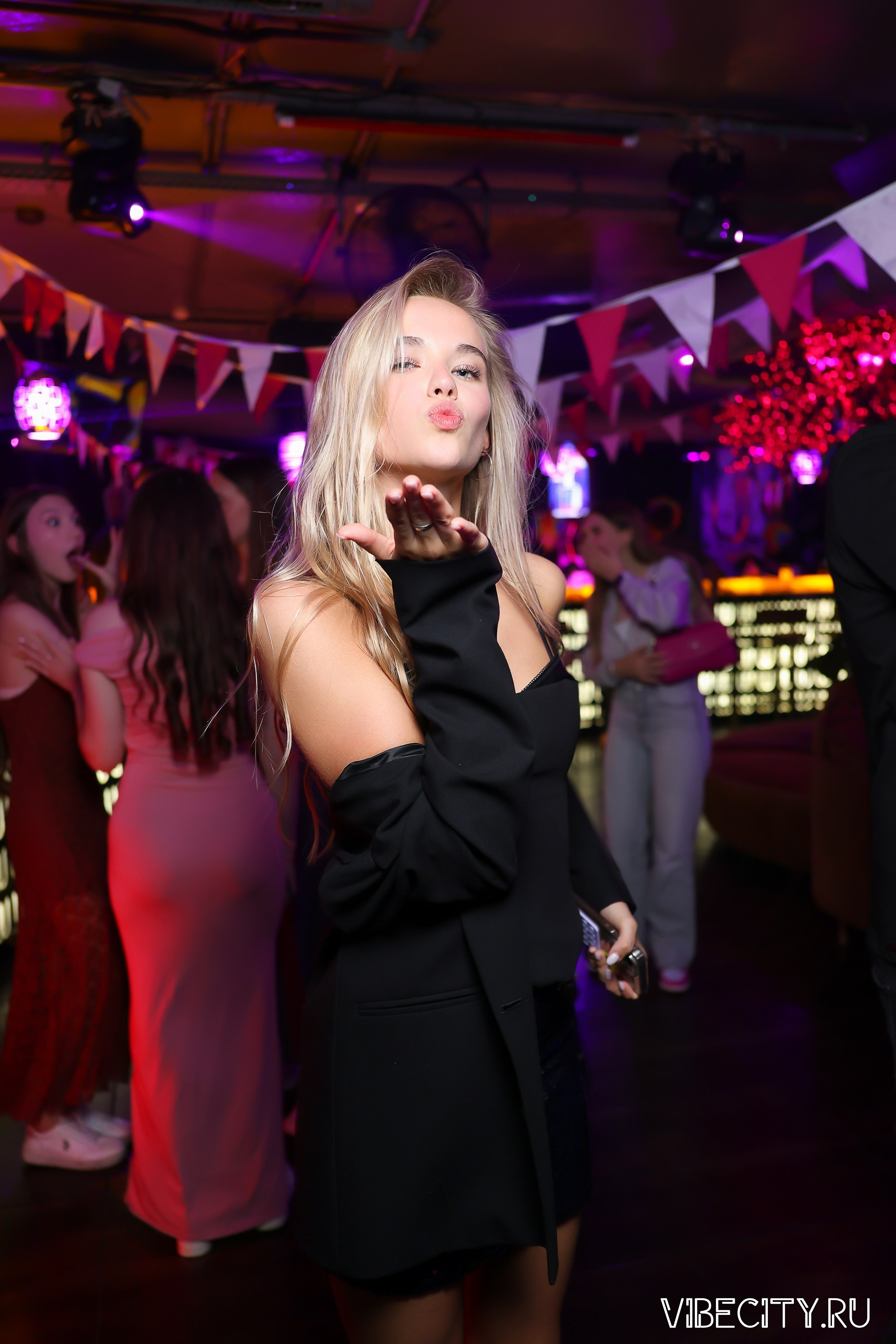 DOUBLE U. VIBECITY.RU Вайб Сити Ру Фоторепортажи Фотоотчеты Калининград