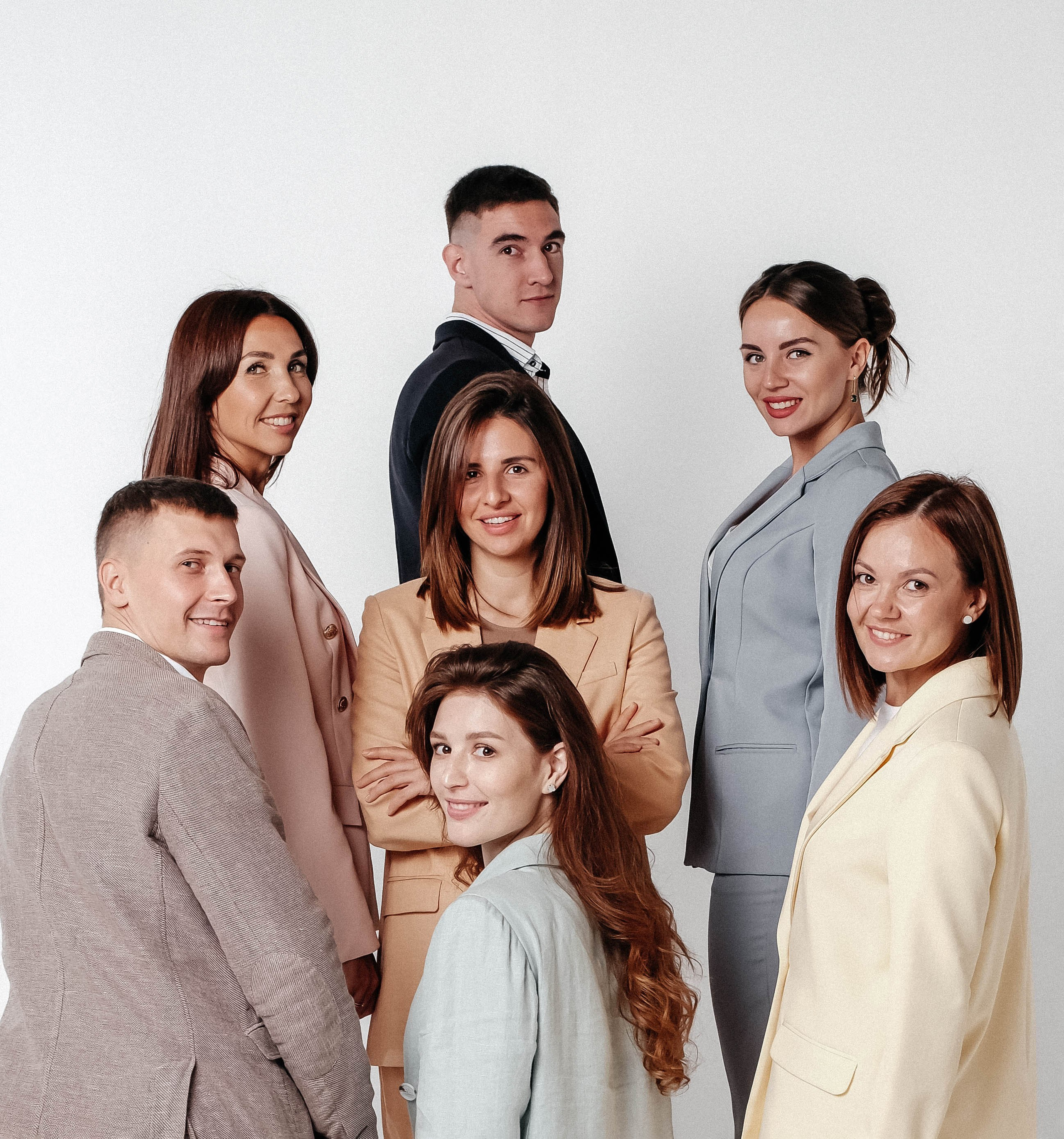 Команда Агентства Недвижимости. Главная