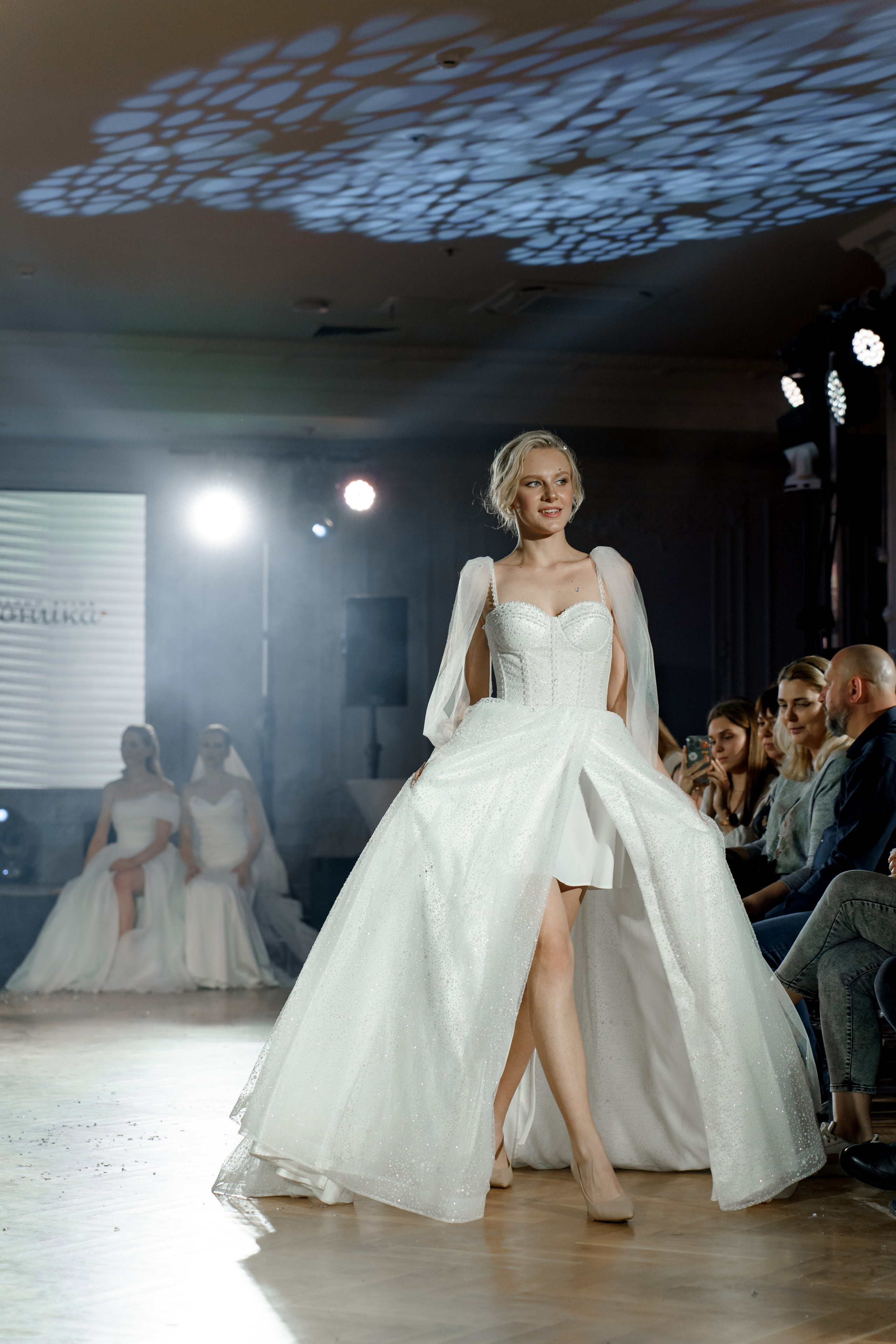 Выставка свадебных специалистов «Свадьба на 1000%». Свадебный фотограф в Санкт-Петербурге