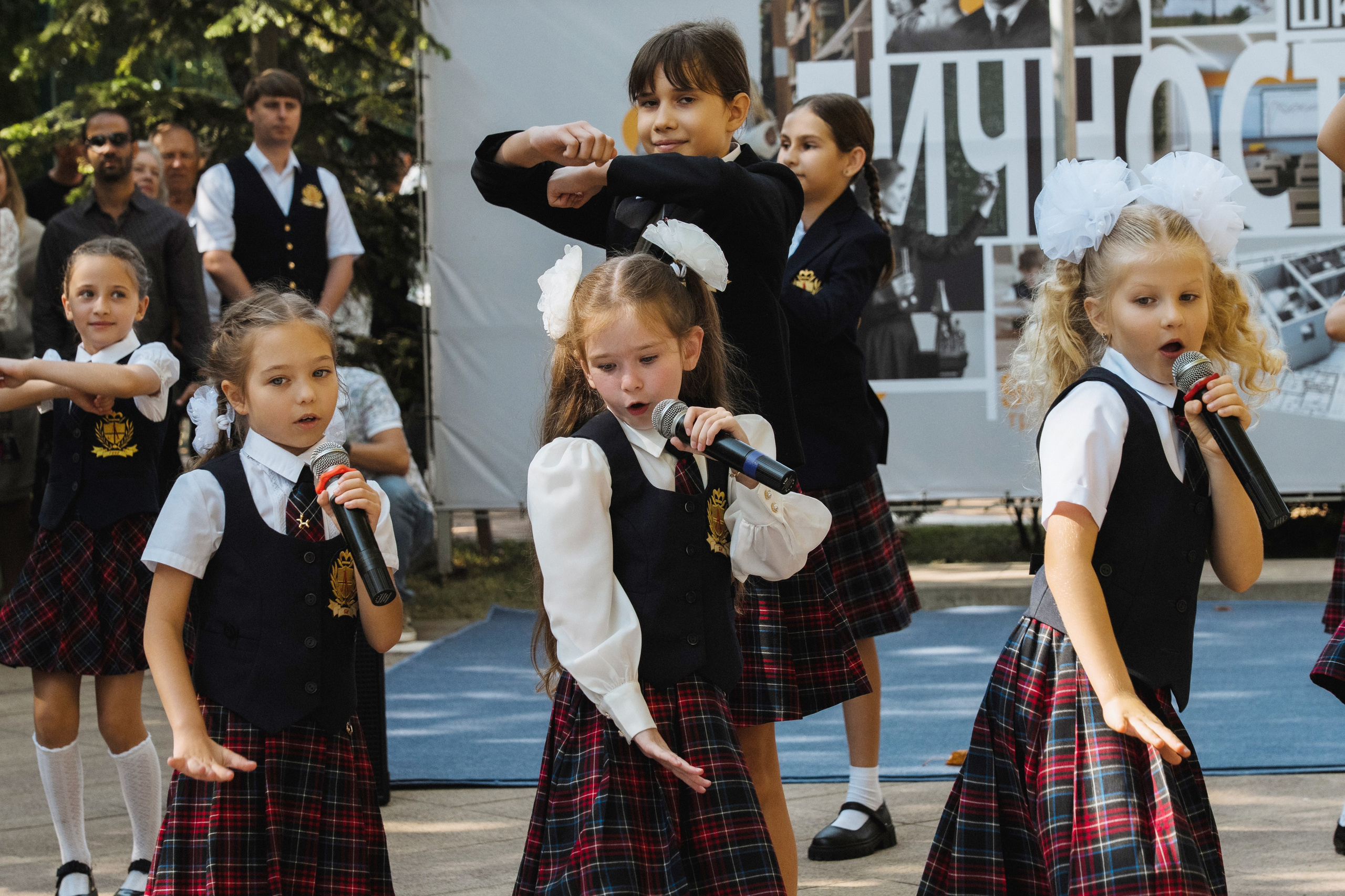 11 класс Личность. Выпускные альбомы Натальи Бутко: Новороссийск, Анапа, Геленджик