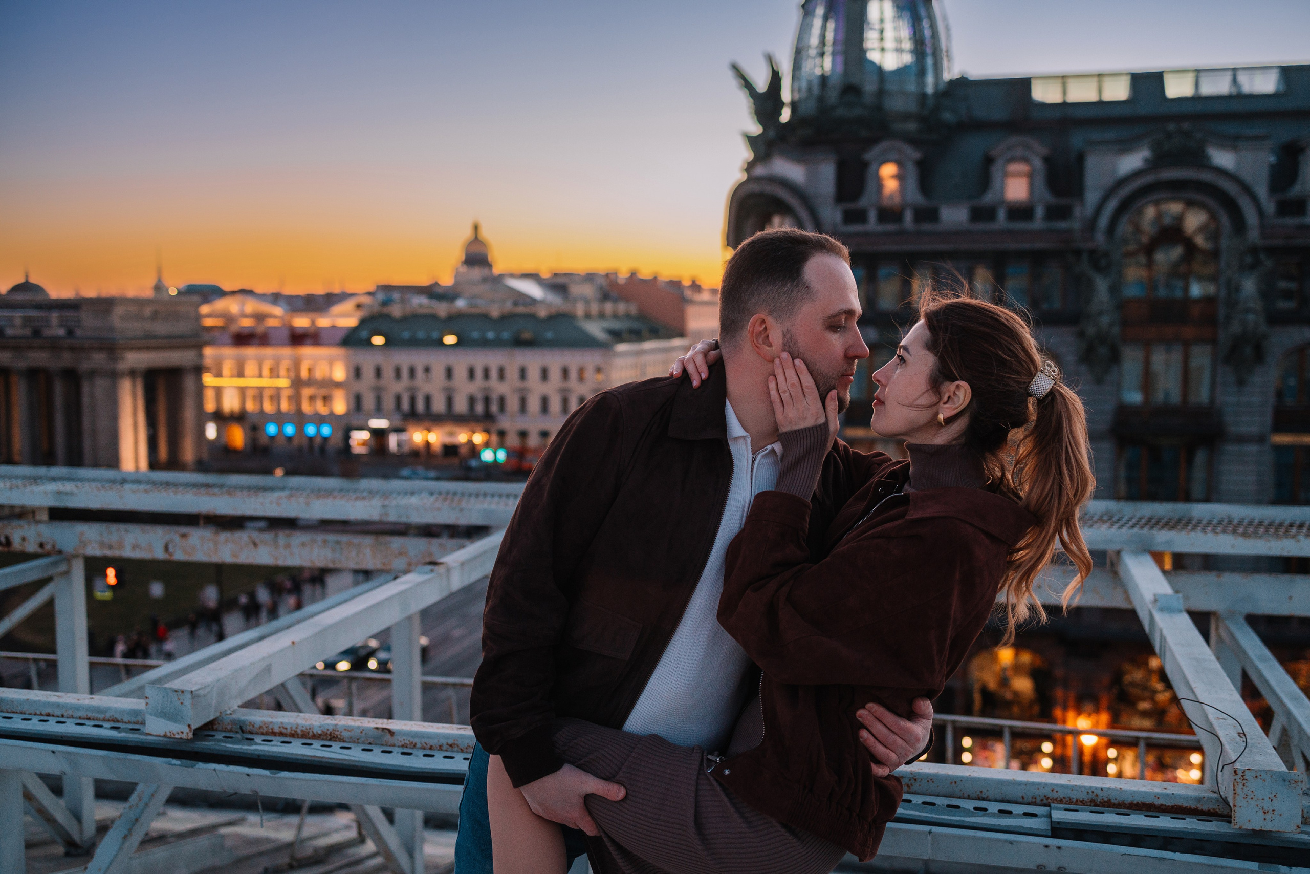 Крыша у Казанского собора. Свадебный фотограф Санкт-Петербург—Москва/Юлия Малькова