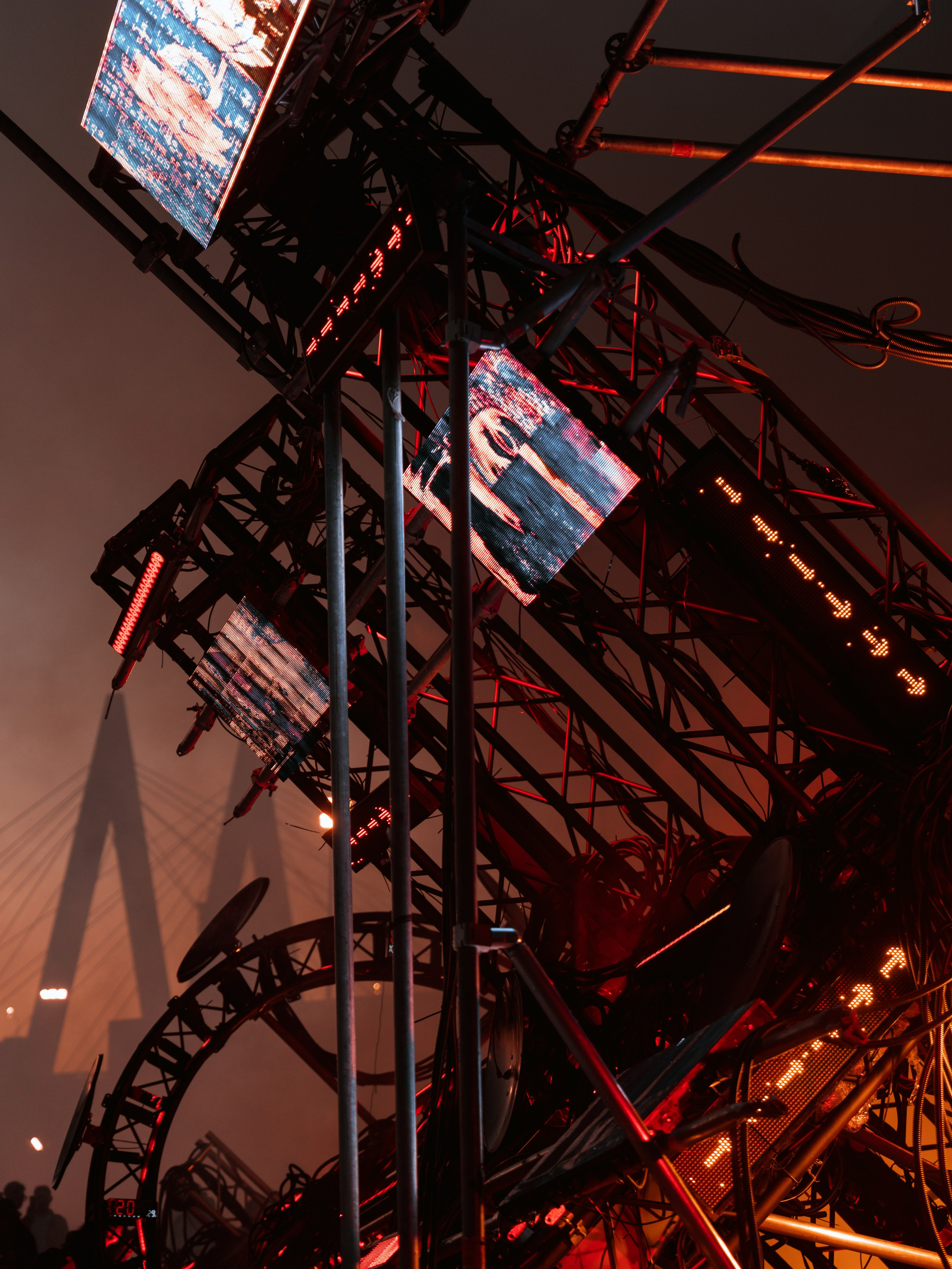 NUR 2025. @tomrus: Рустам Шагиморданов — фотограф