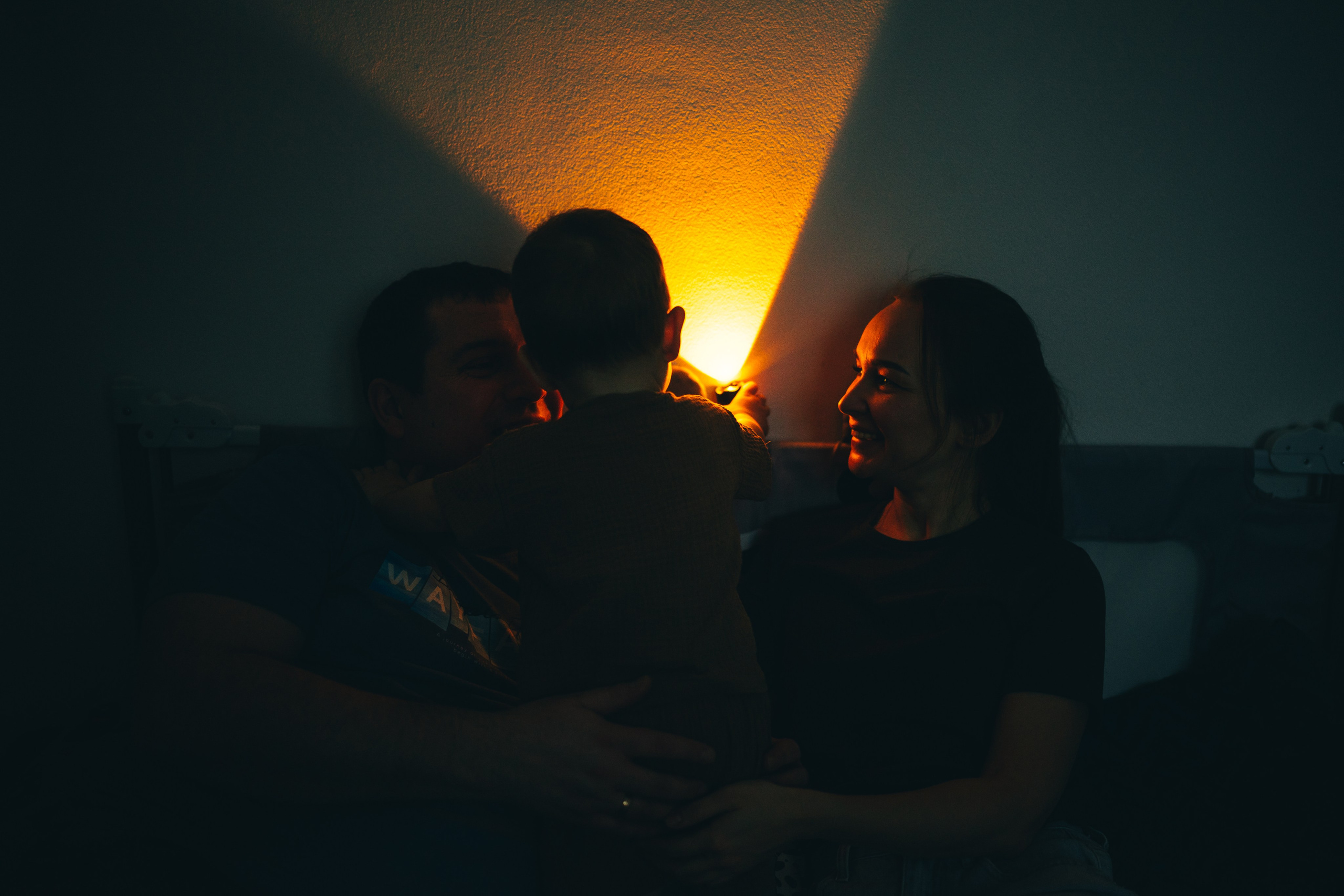 Украшаем ёлочку. Малыш Костя. Семейный фотограф в Москве Ирина Жур