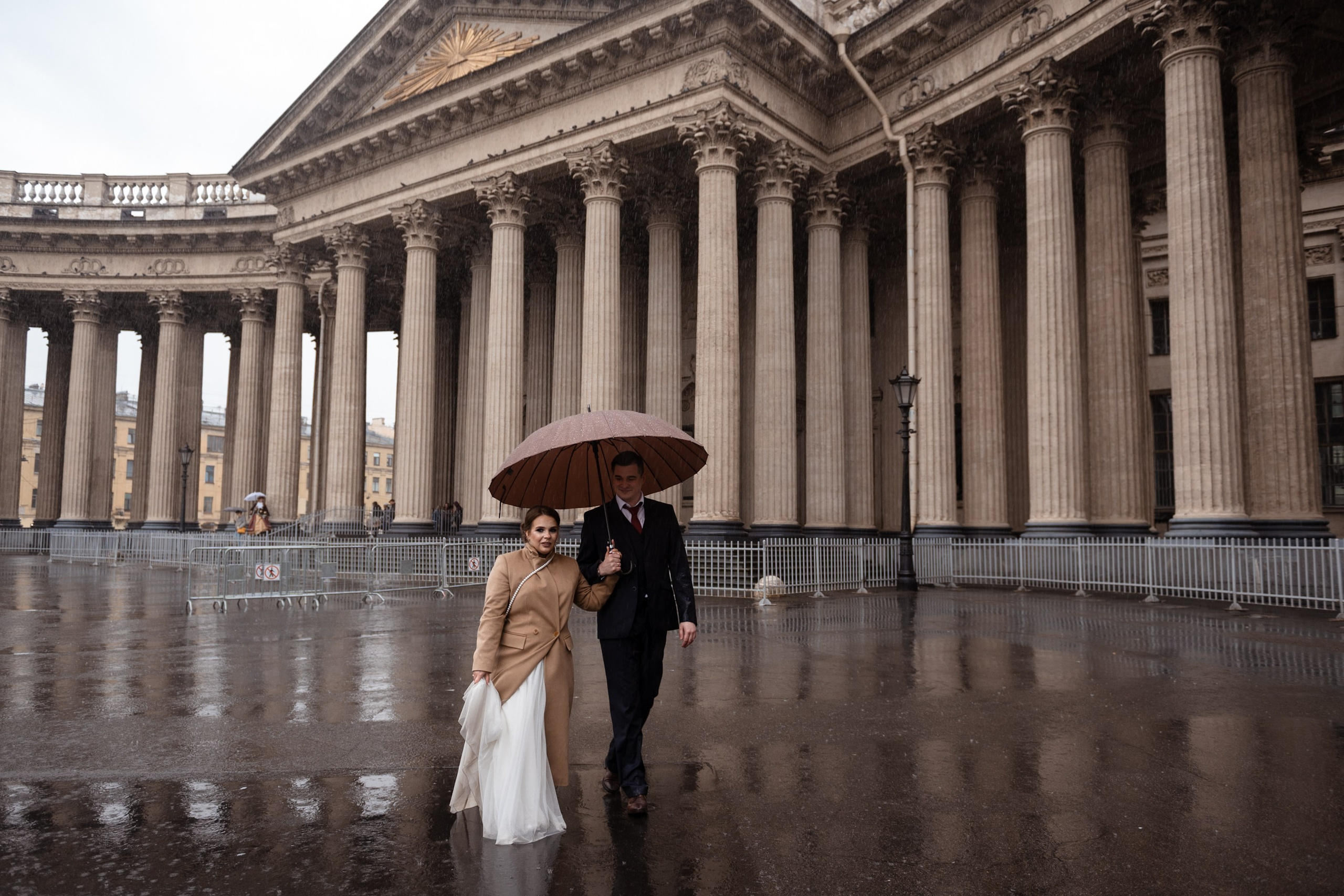 Любовь под дождем. Александр и Алена. Свадебный и семейный фотограф София Невская