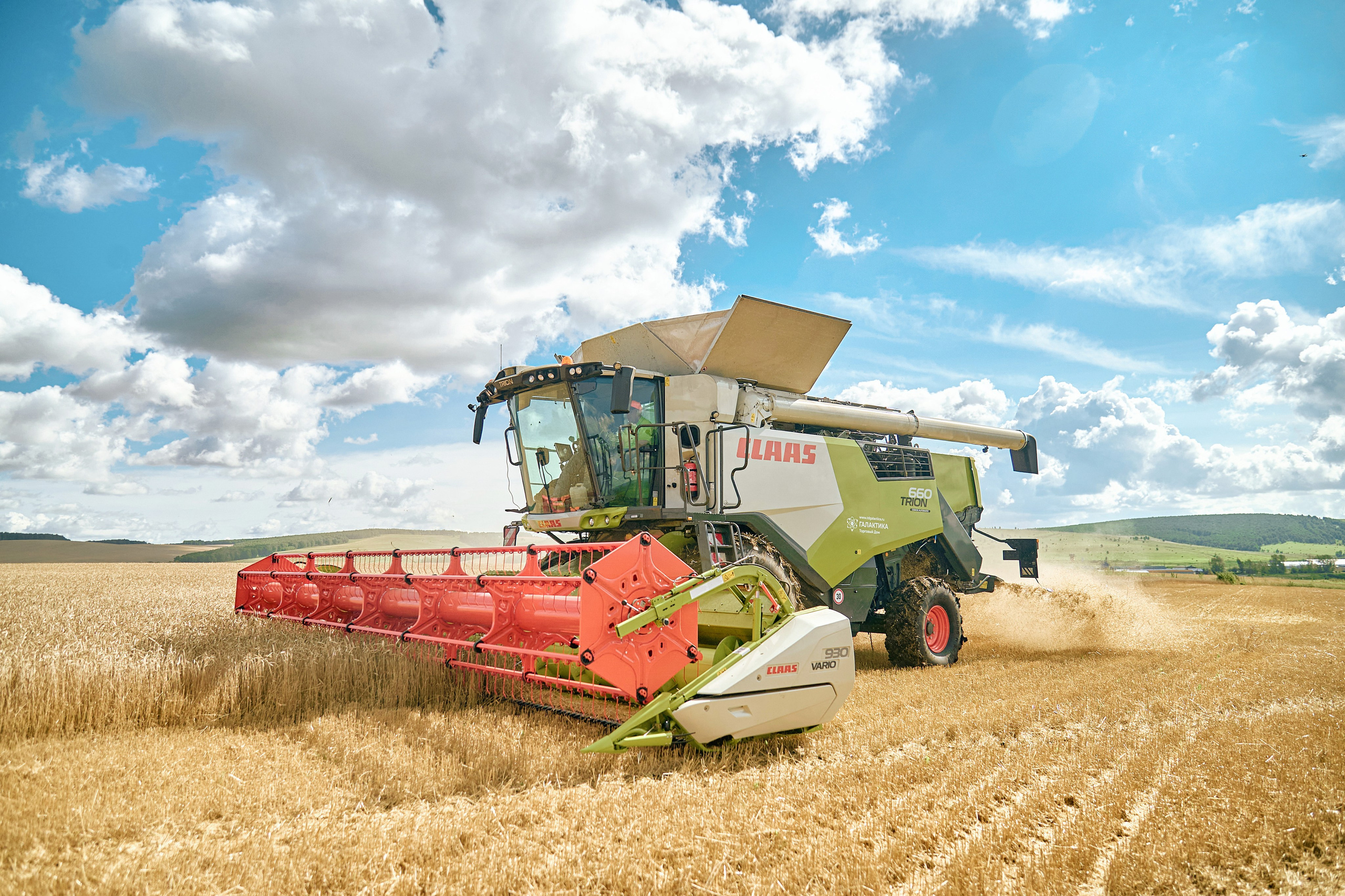 Портфолио репортажной фотосъёмки: сельхозтехника "Галактика". Фотограф Яковлев Роман — Красноярск