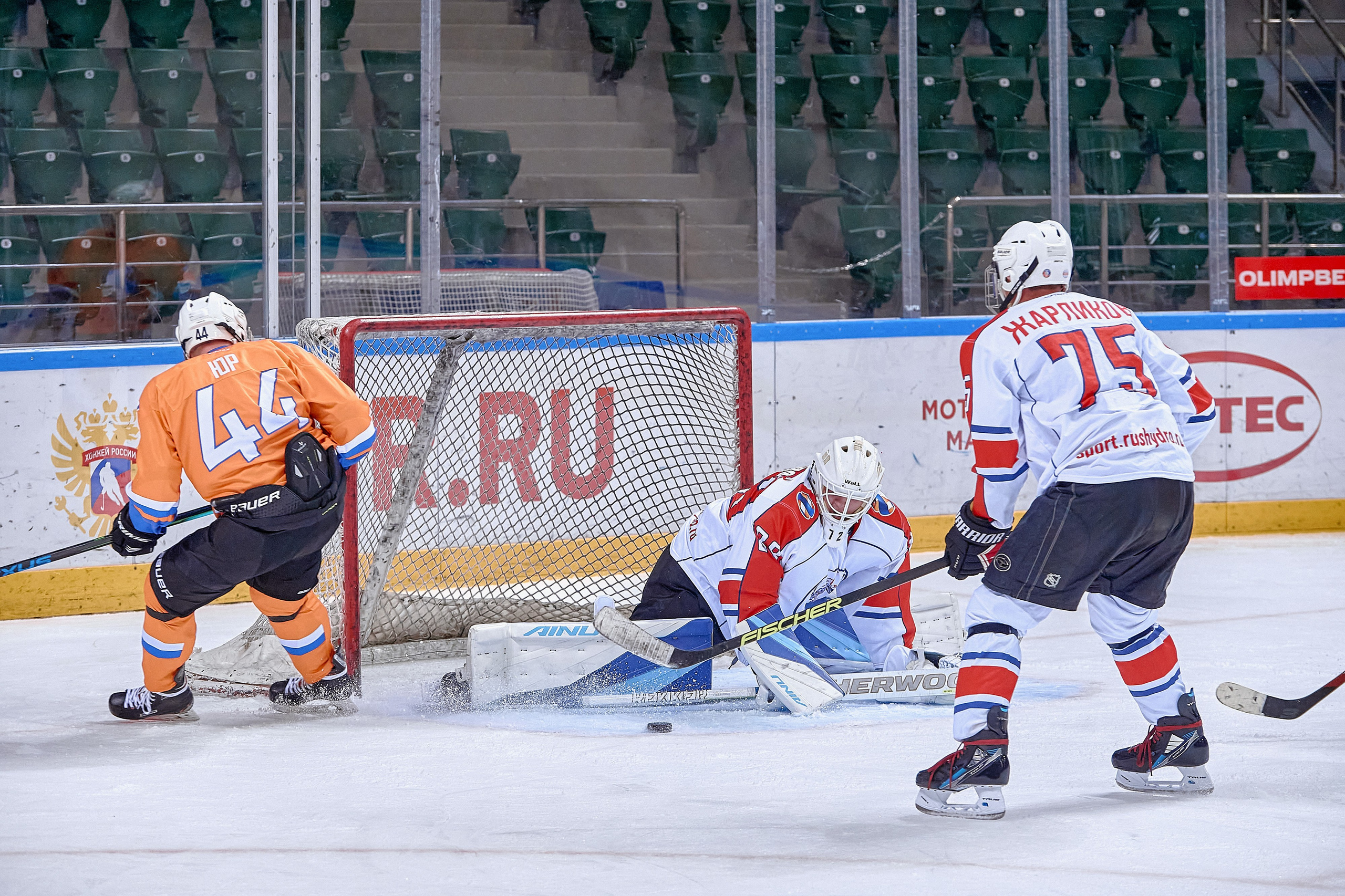 Платинум Арена — Хоккей — РусГидро. Фотограф Яковлев Роман — Красноярск