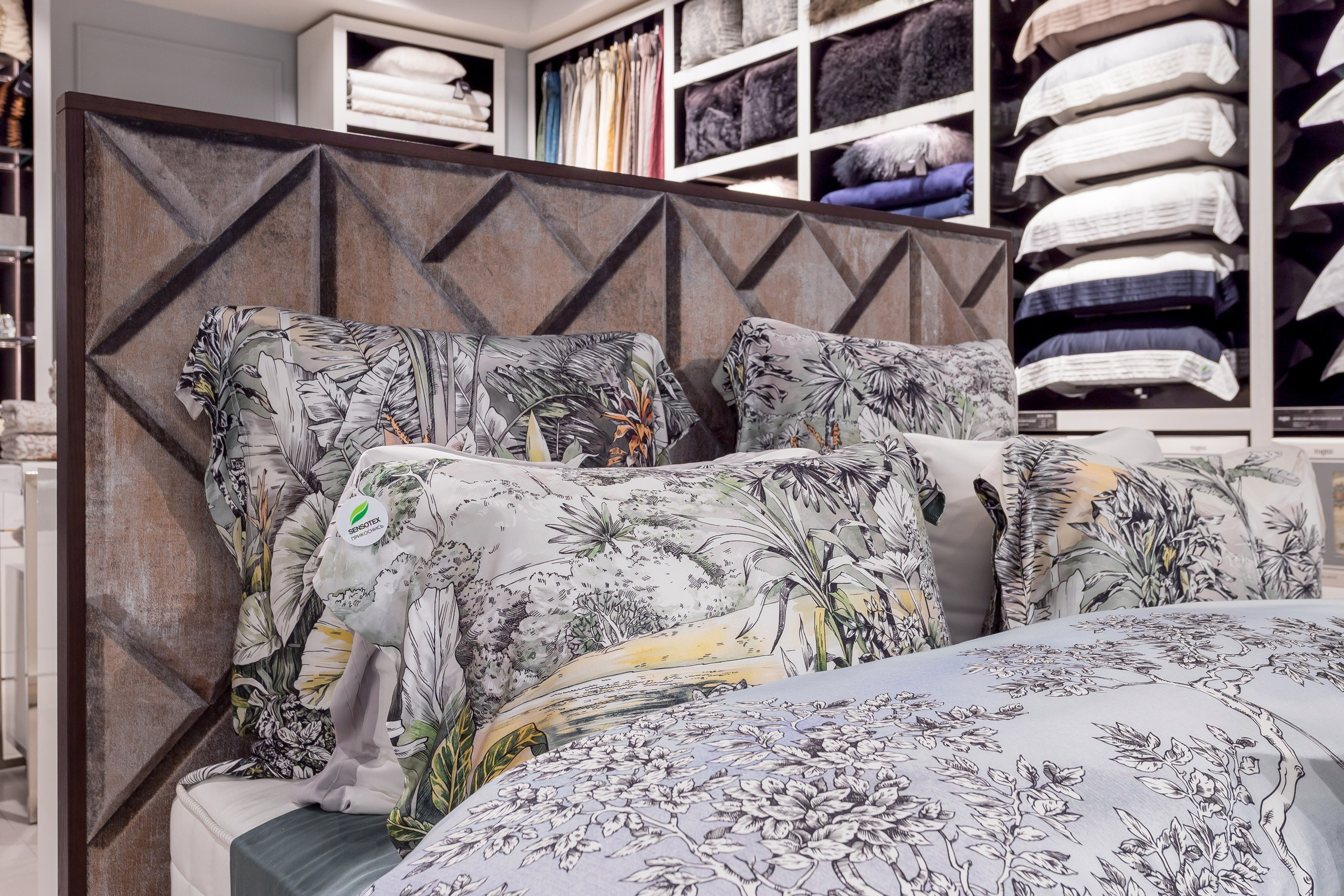 Shops. Interior photographer Vitalii in Portland and Vancouver