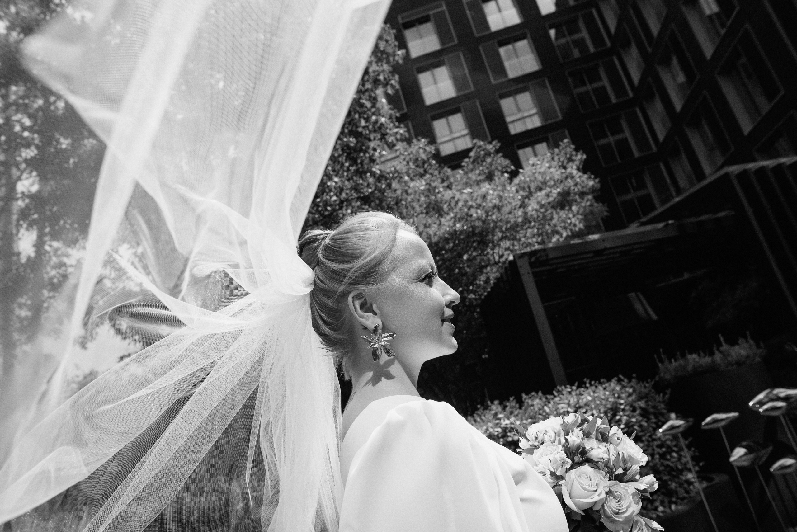 Свадебная фотосессия тюмень мост влюбленных. Фотограф Дарья Мустафина, Тюмень