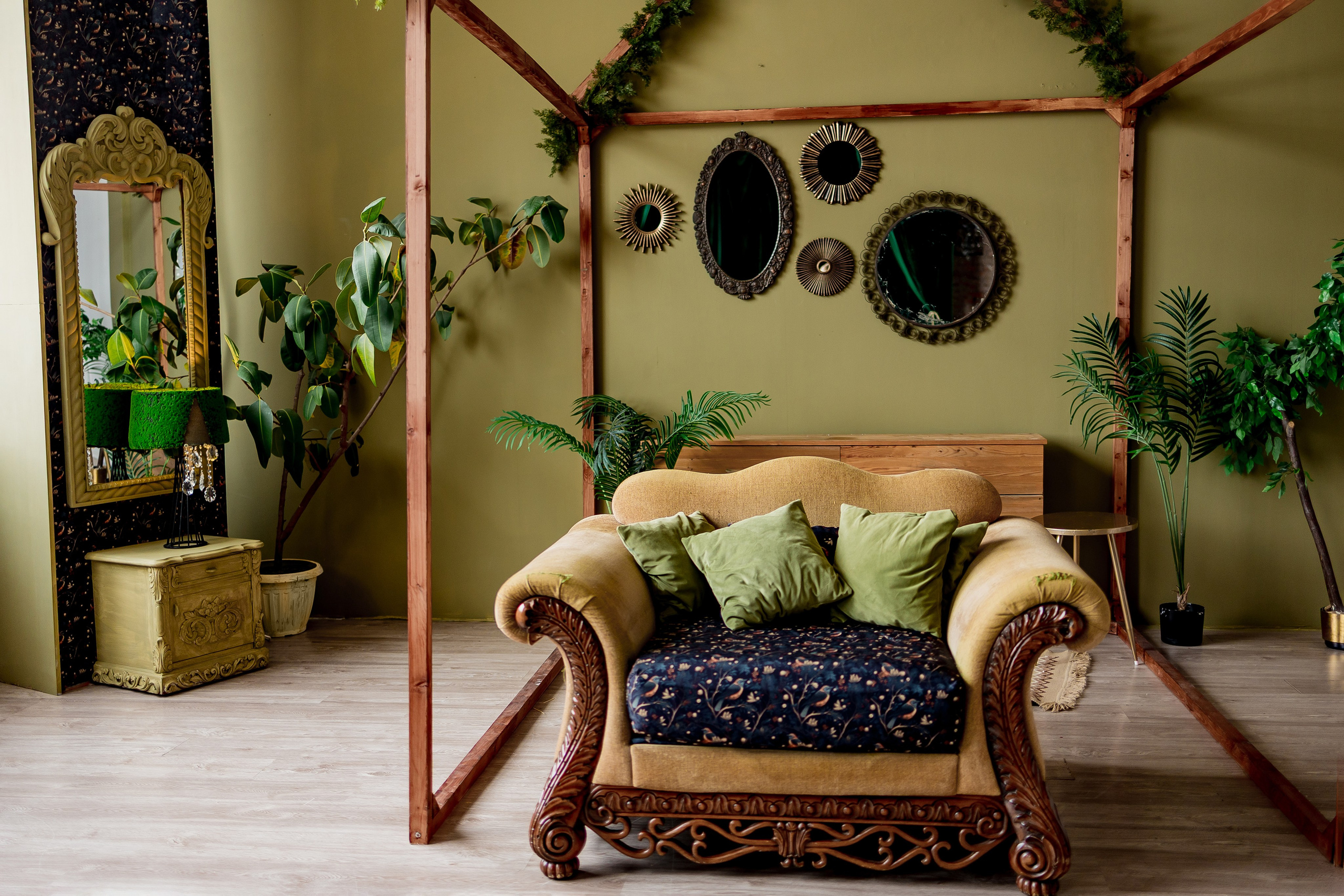 Большой (СЕМЕЙНЫЙ) зал. Фотостудия ЭМБЕР город Артём