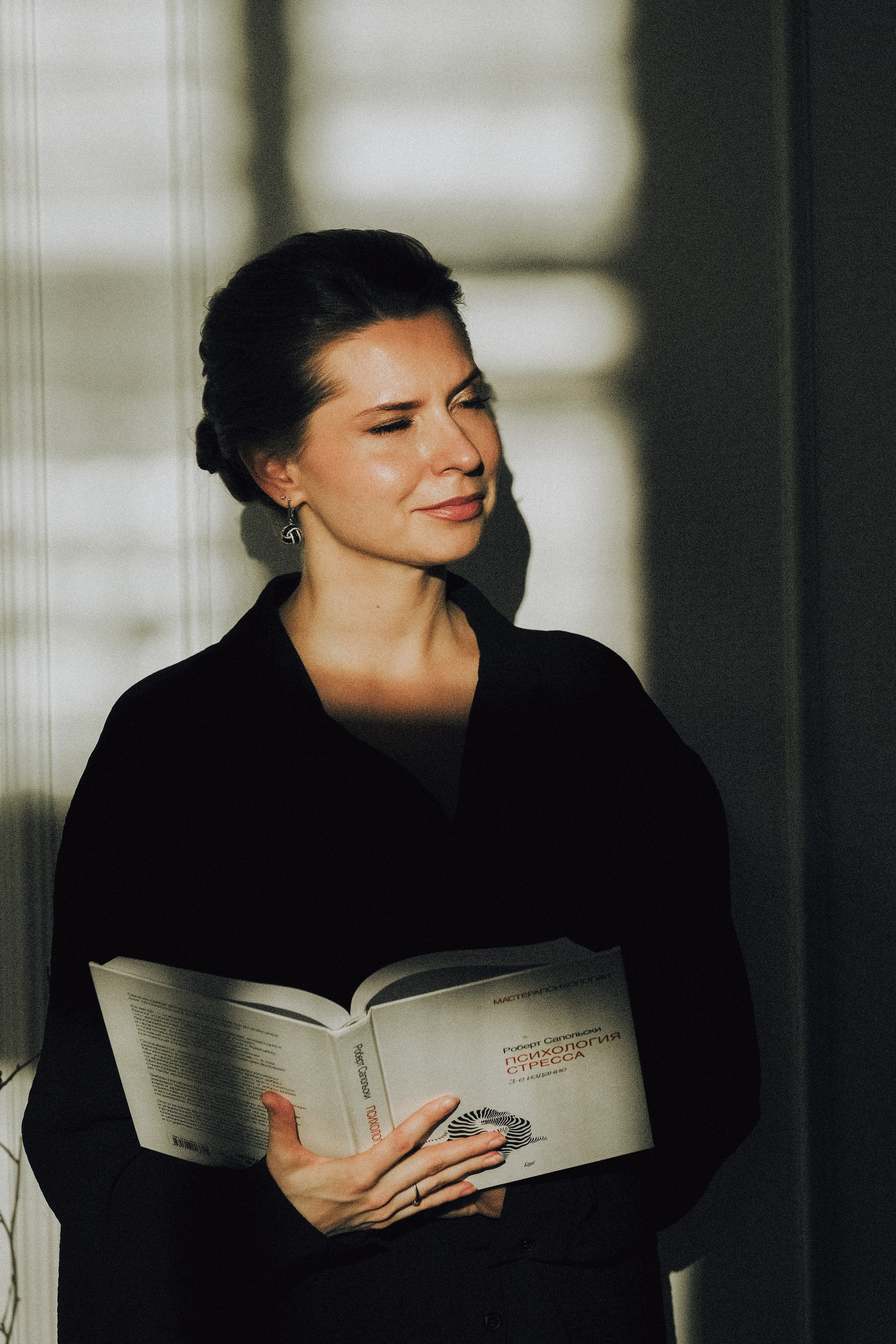 ФОТОСЕСИИЯ В СТУДИИ ДЛЯ ДЕВУШКИ ПСИХОЛОГА. Профессиональный фотограф, Санкт-Петербург — Виктория Богомолова