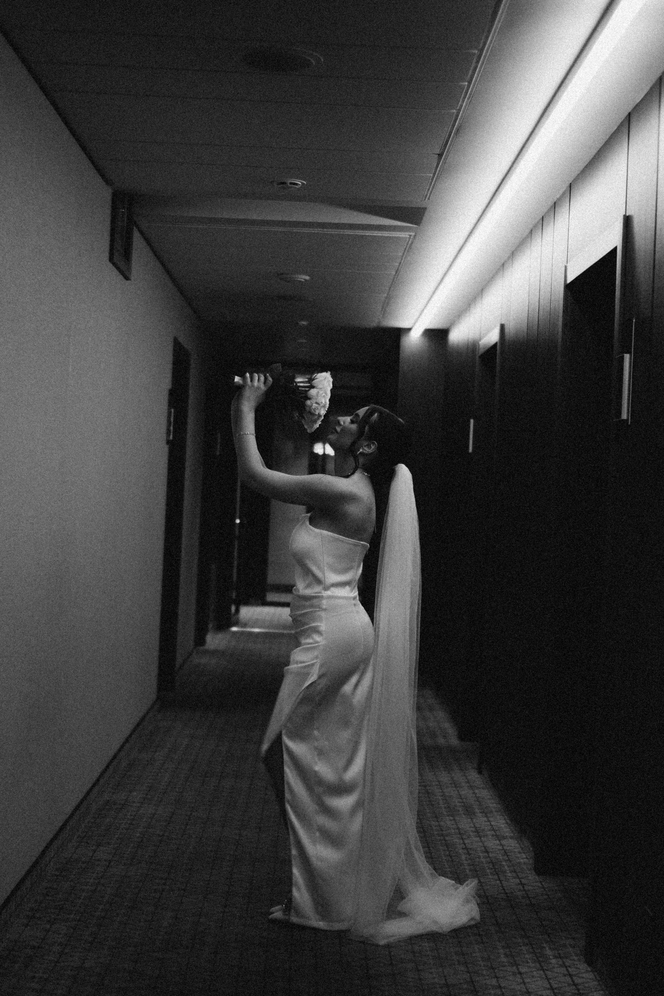 СВАДЕБНАЯ СЬЕМКА СБОРОВ ЖЕНИХА И НЕВЕСТЫ В ОТЕЛЕ И ТАКЖЕ ФОТОСЕССИИЯ В ОТЕЛЕЕ МЕГАПОЛИС БРЯНСК. Профессиональный фотограф, Санкт-Петербург — Виктория Богомолова