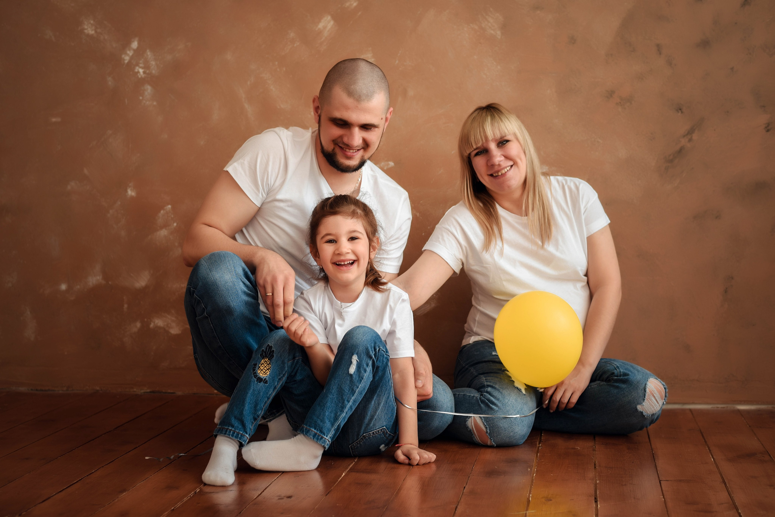 Фотосессия беременности (семейная съемка). Свадебный, семейный, детский, контент фотограф в Омске Максим Ильин