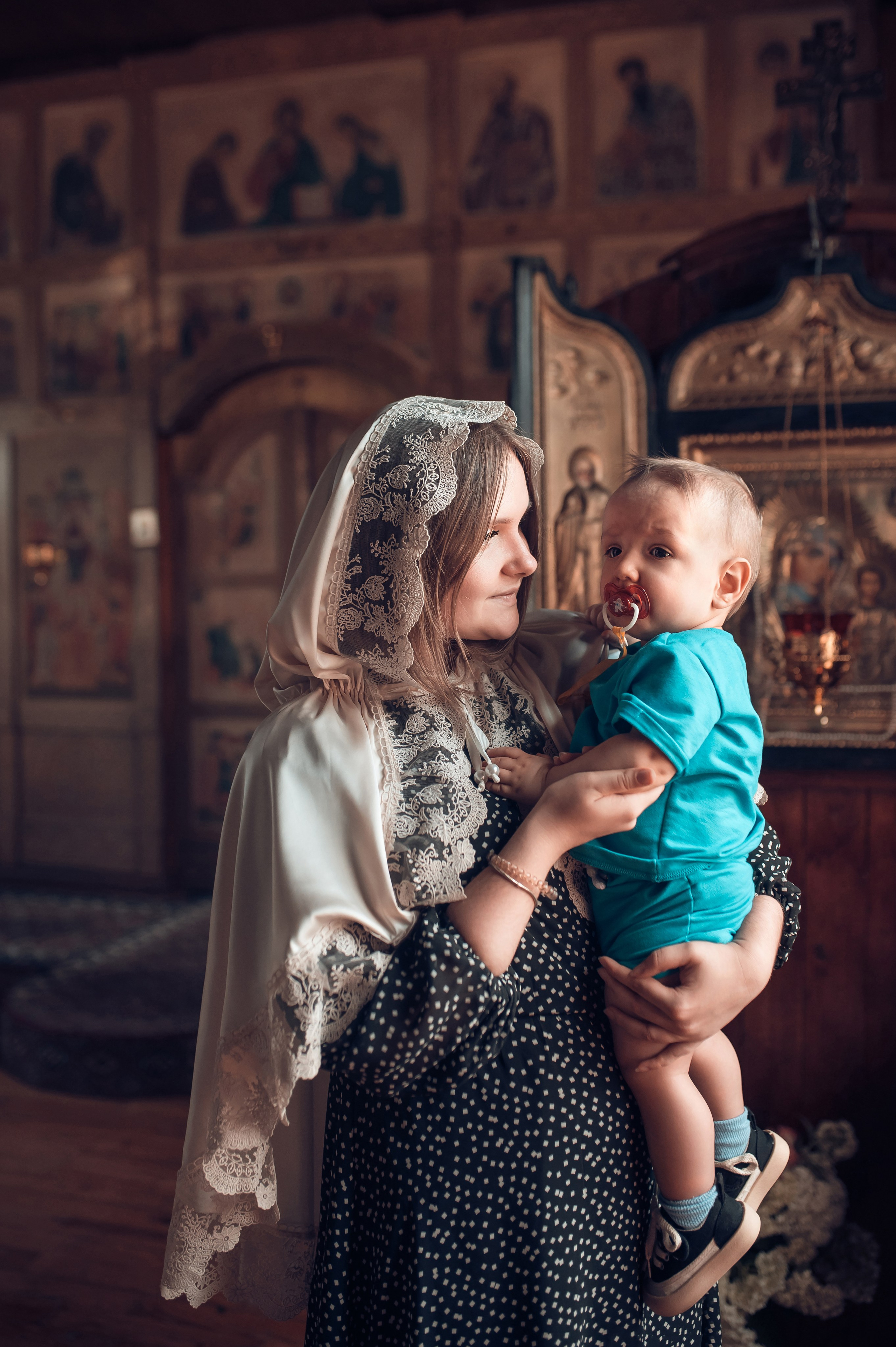 Церковь Покрова Пресвятой Богородицы в Полянах. Семейный фотограф Олеся Батурина Рязань