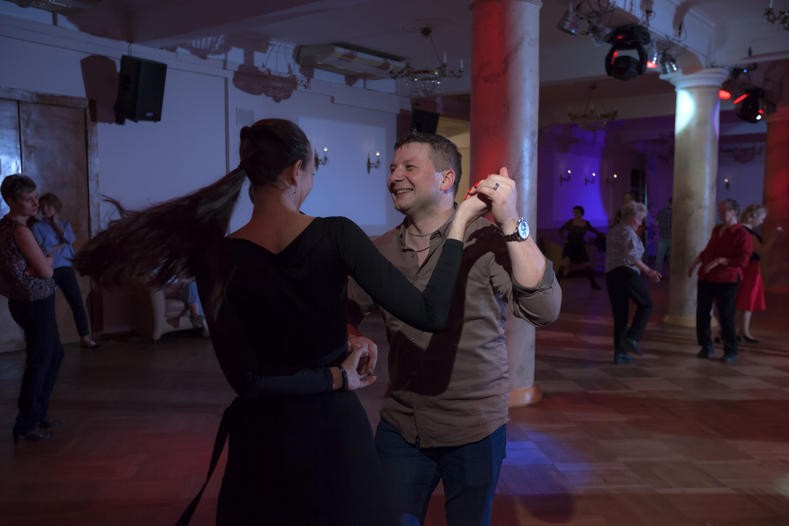 Вечер бачаты. Семейный и предметный фотограф Мария Львова Санкт-Петербург flitphoto