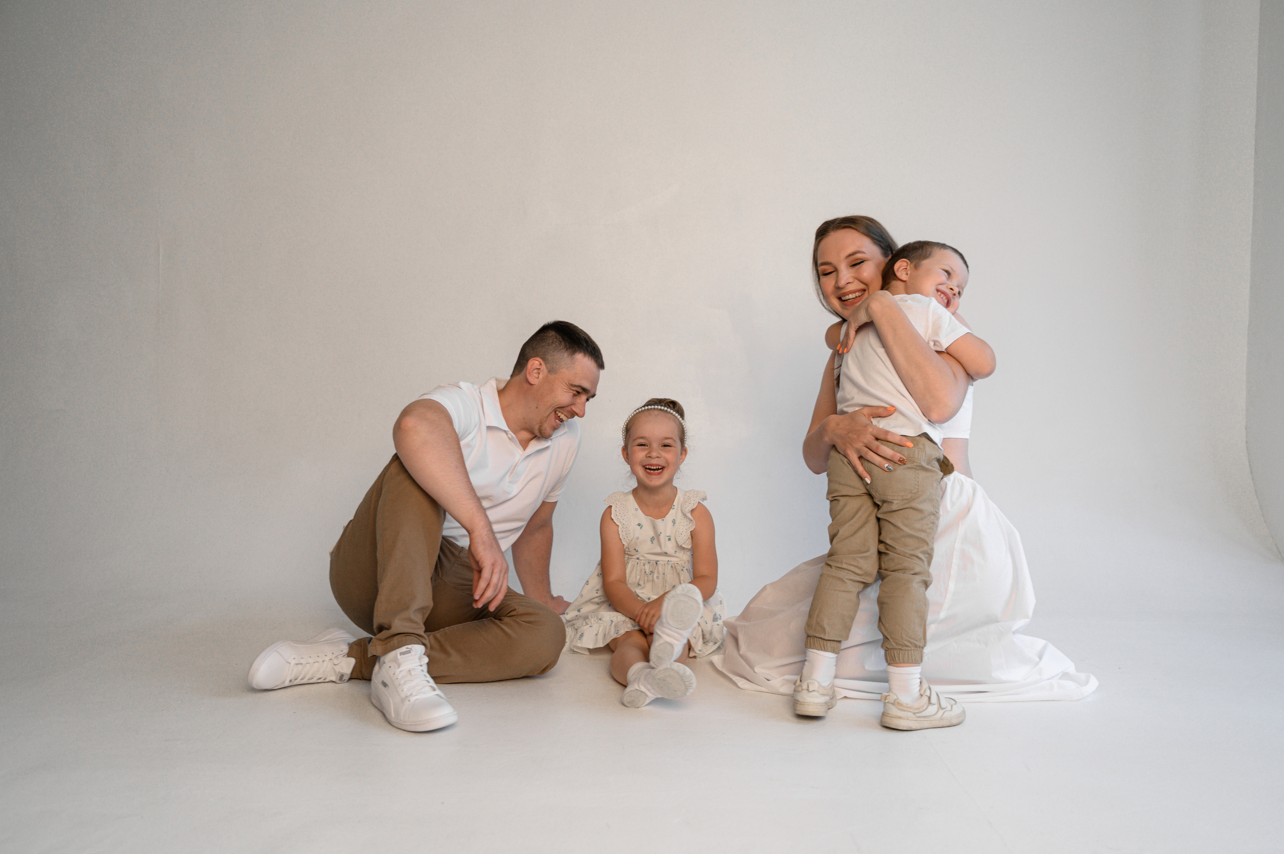 Лиана, Саша, Мия и Макс. Портретный и семейный фотограф в Екатеринбурге Мария Чахеева