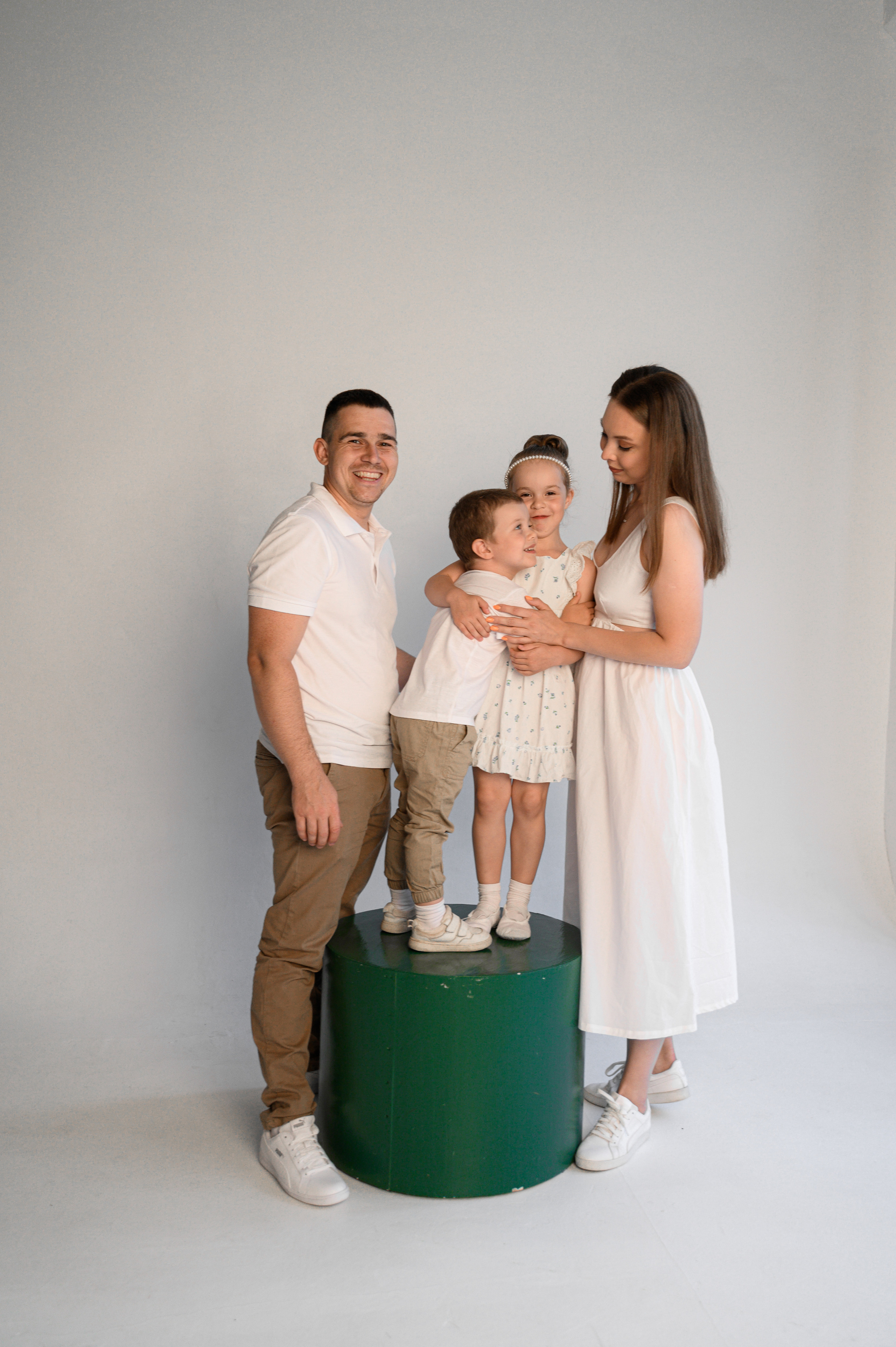 Лиана, Саша, Мия и Макс. Портретный и семейный фотограф в Екатеринбурге Мария Чахеева