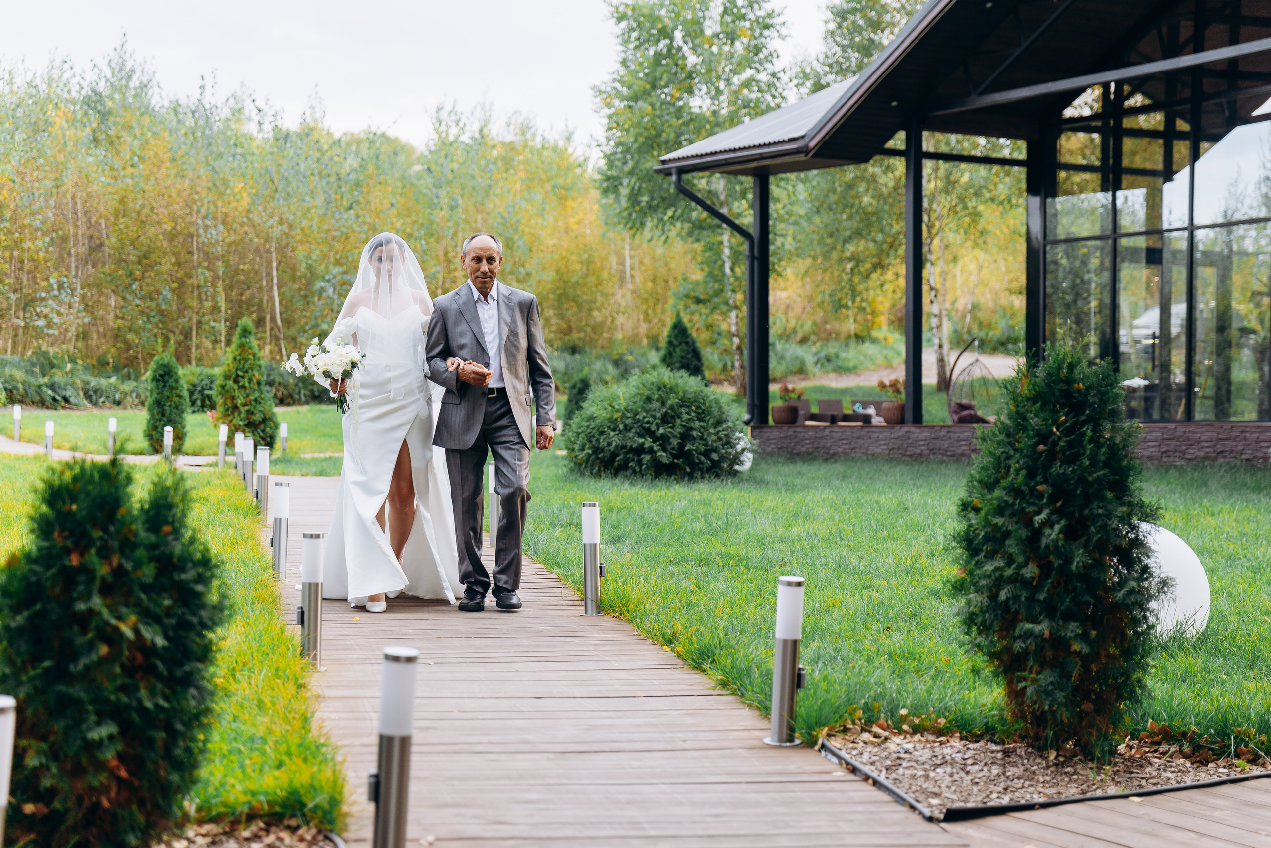 выход невесты на регистрации