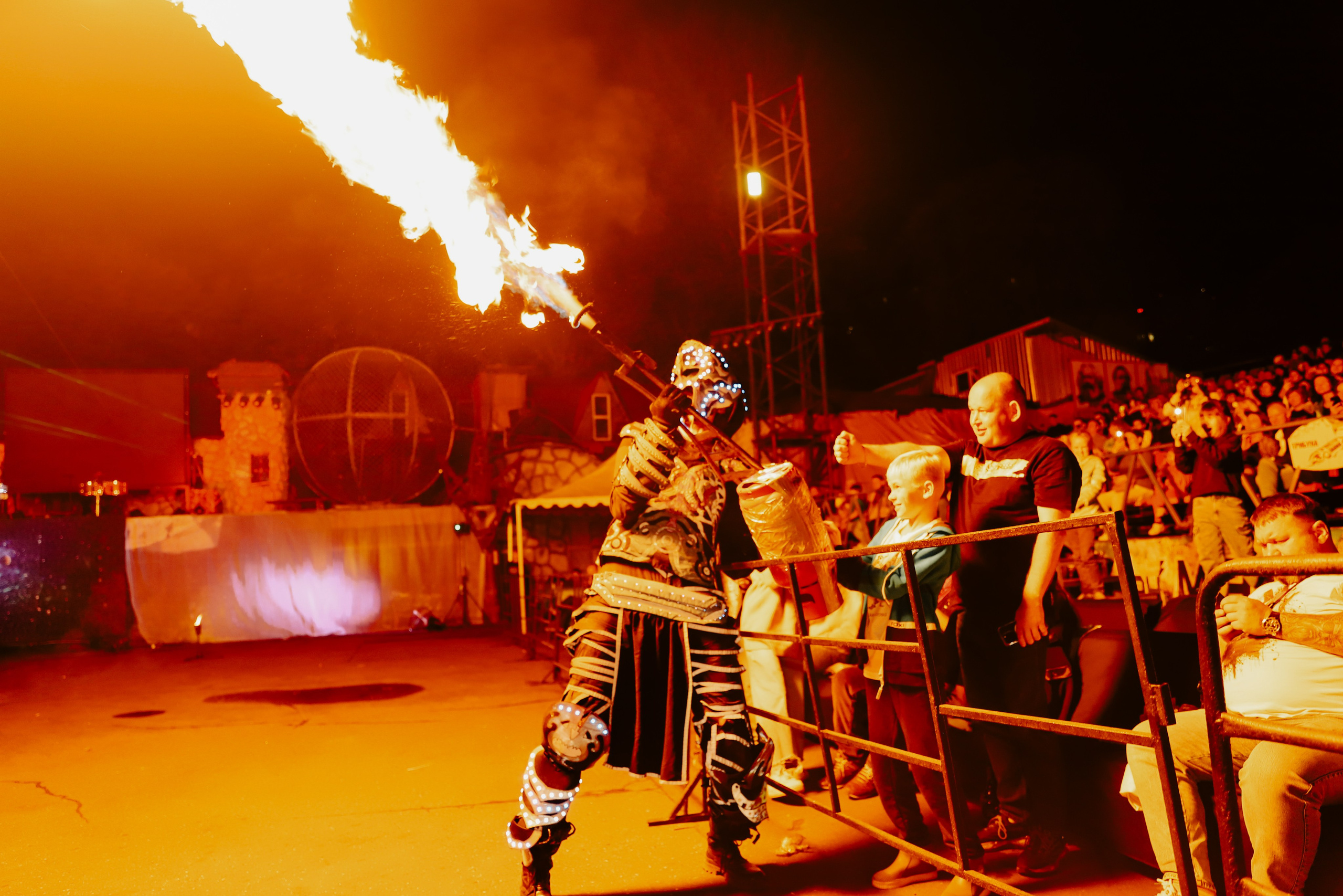 Вселенский фестиваль огня мастера Панина 2024, Москва