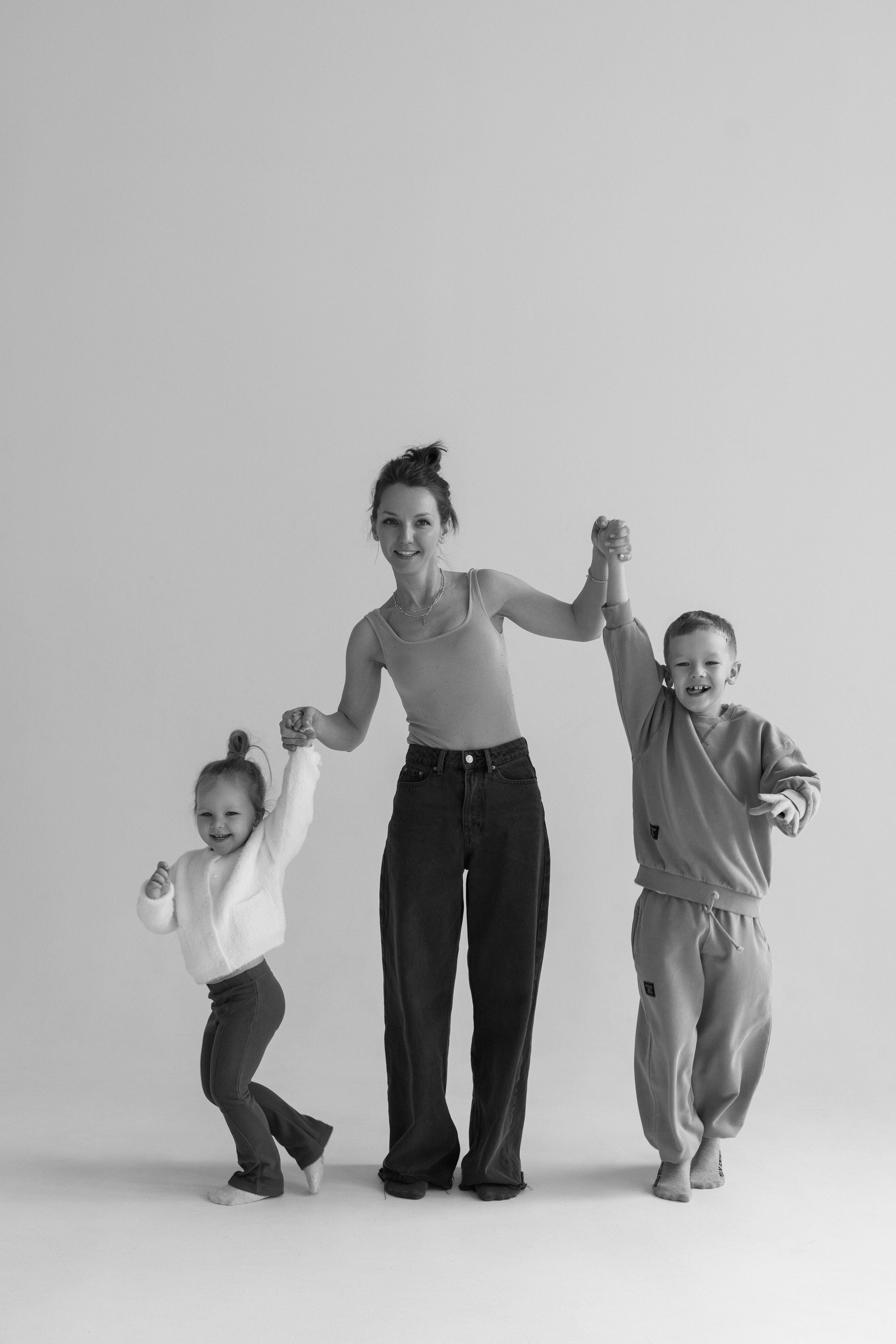 Наталья, Варя, Матвей. Главная