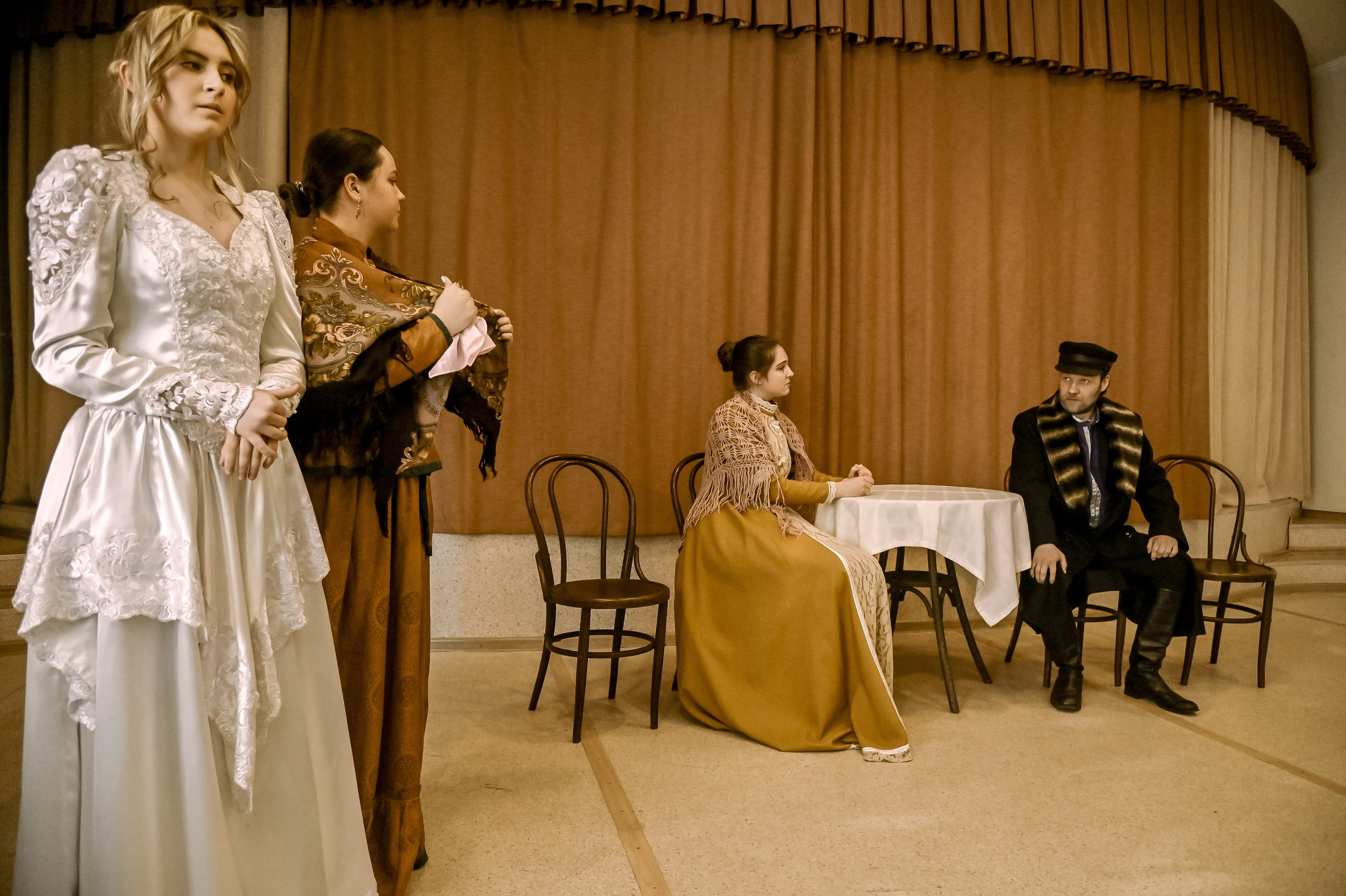 «Женитьба Белугина». Режиссёр Сергей Ермаков. Репортажный профессиональный фотограф-любитель