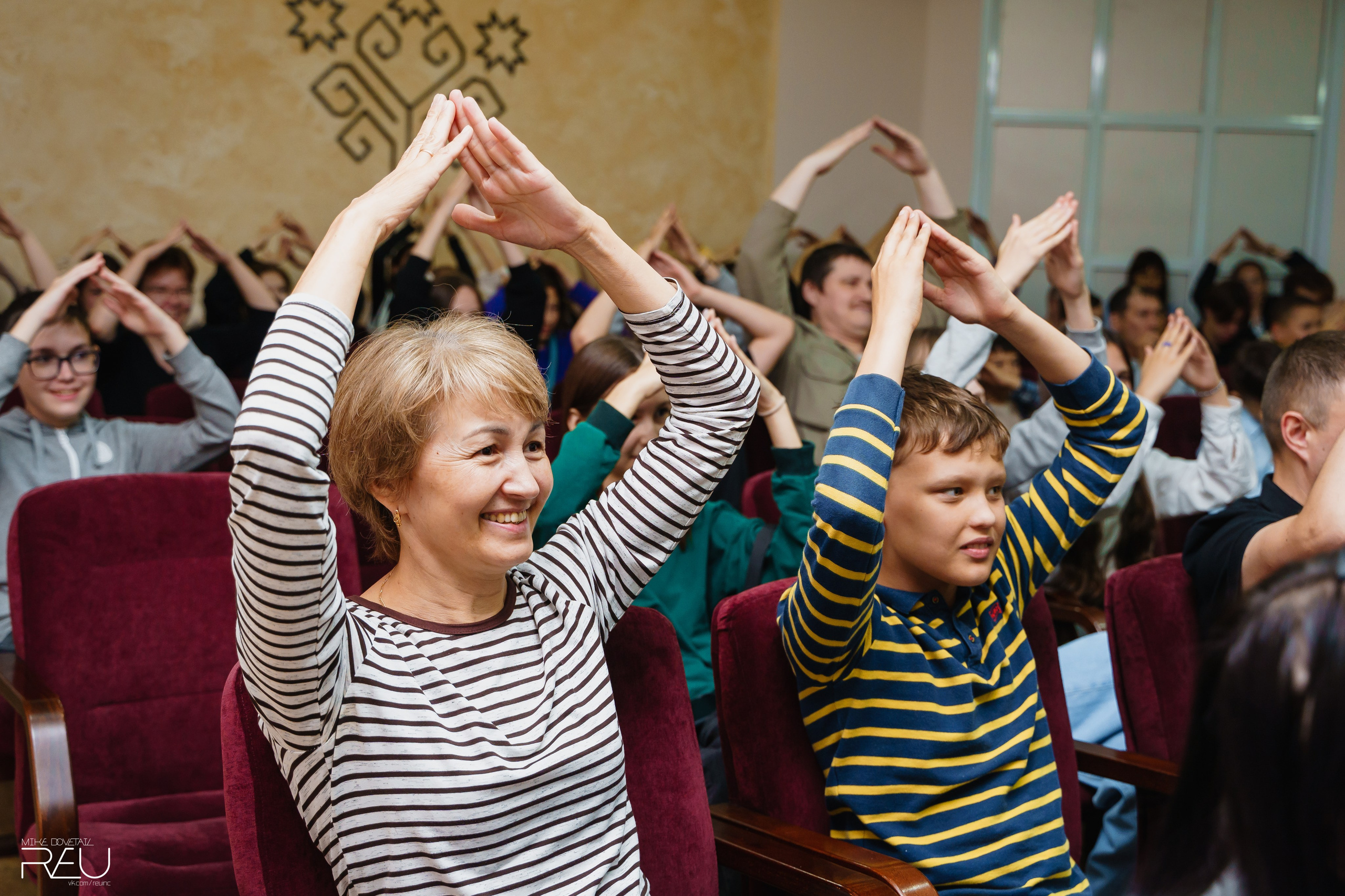 ВЫПУСКНОЙ ШКОЛЫ «Язык Для Успеха» 2023. Mike Dovetail | Портретный и репортажный фотограф