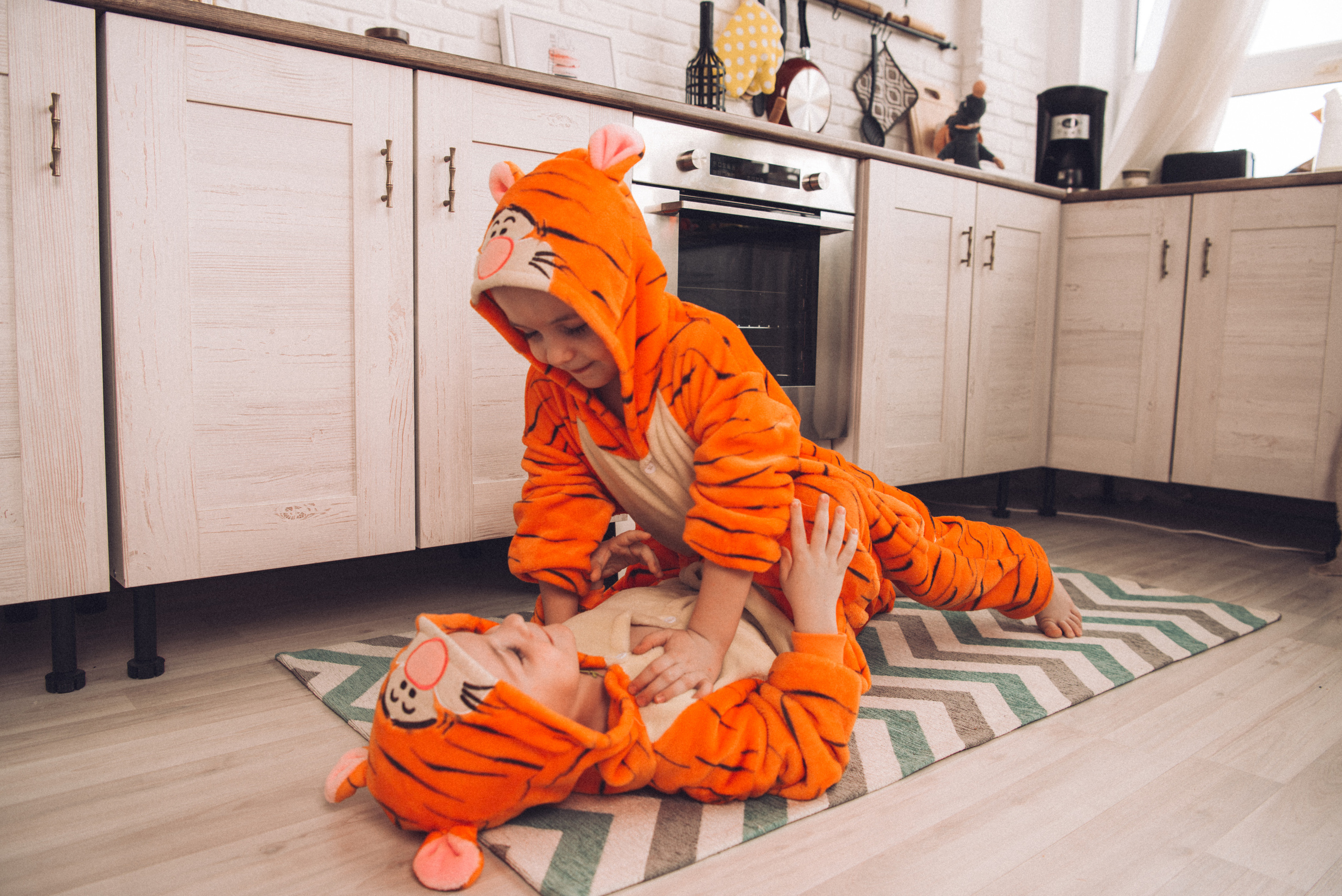 Пока НЕ ВСЕ дома. Фотограф Юлия Исаева