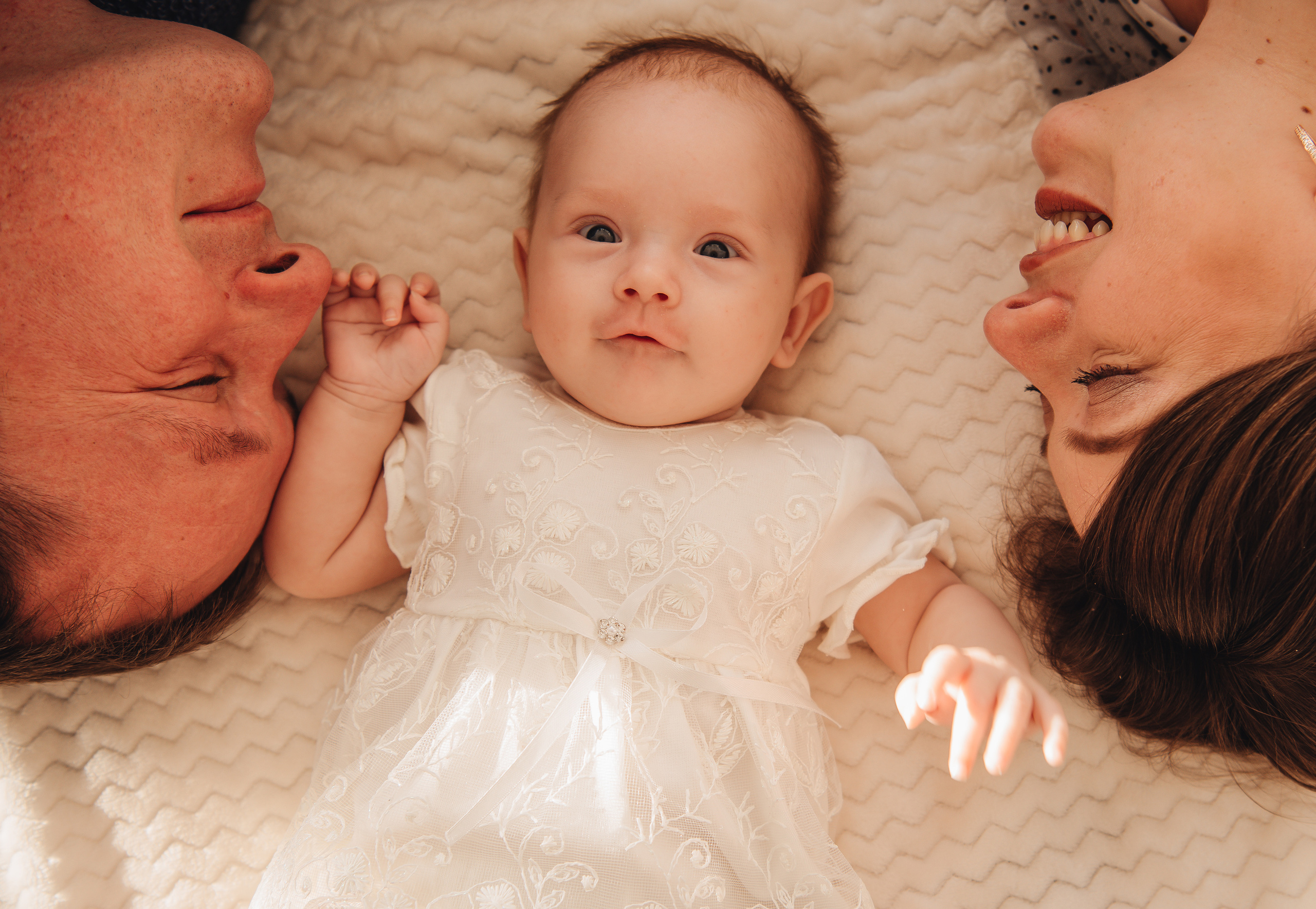 Первая фотосессия Лили. Фотограф Юлия Исаева