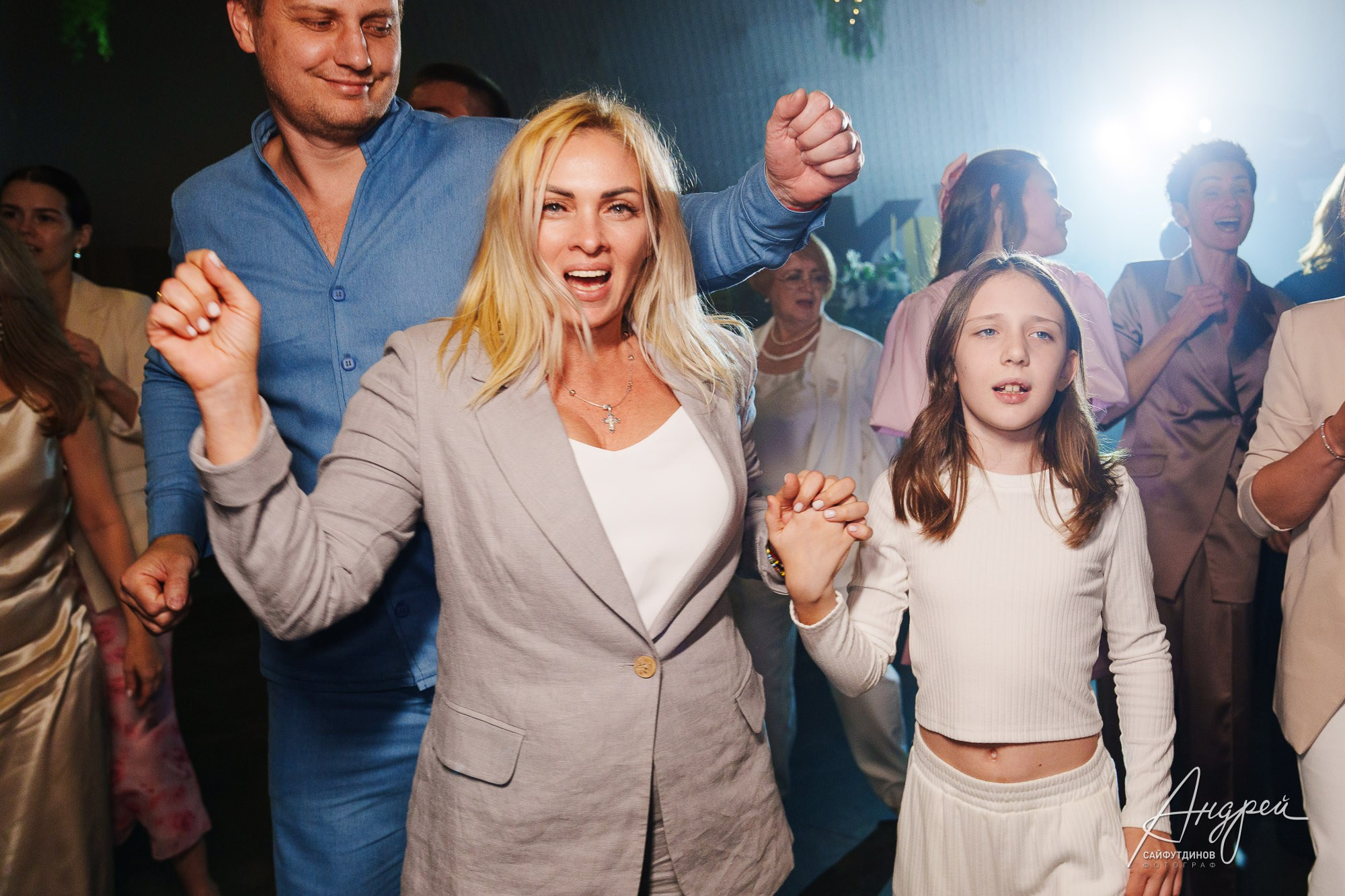 Фотоотчёт и бэкстейдж свадебной фотосессии. Свадебный и семейный фотограф в Ростове-на-Дону. Андрей Сайфутдинов