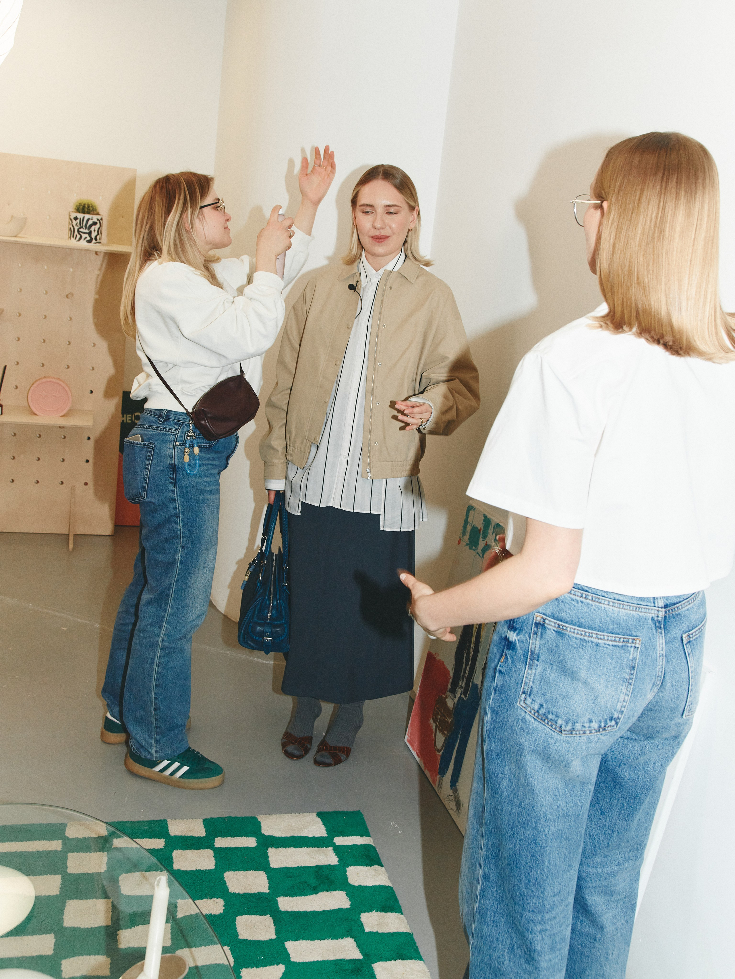 CHAIKA x THE CULTT working girl. Photographer Daria Ilkevich