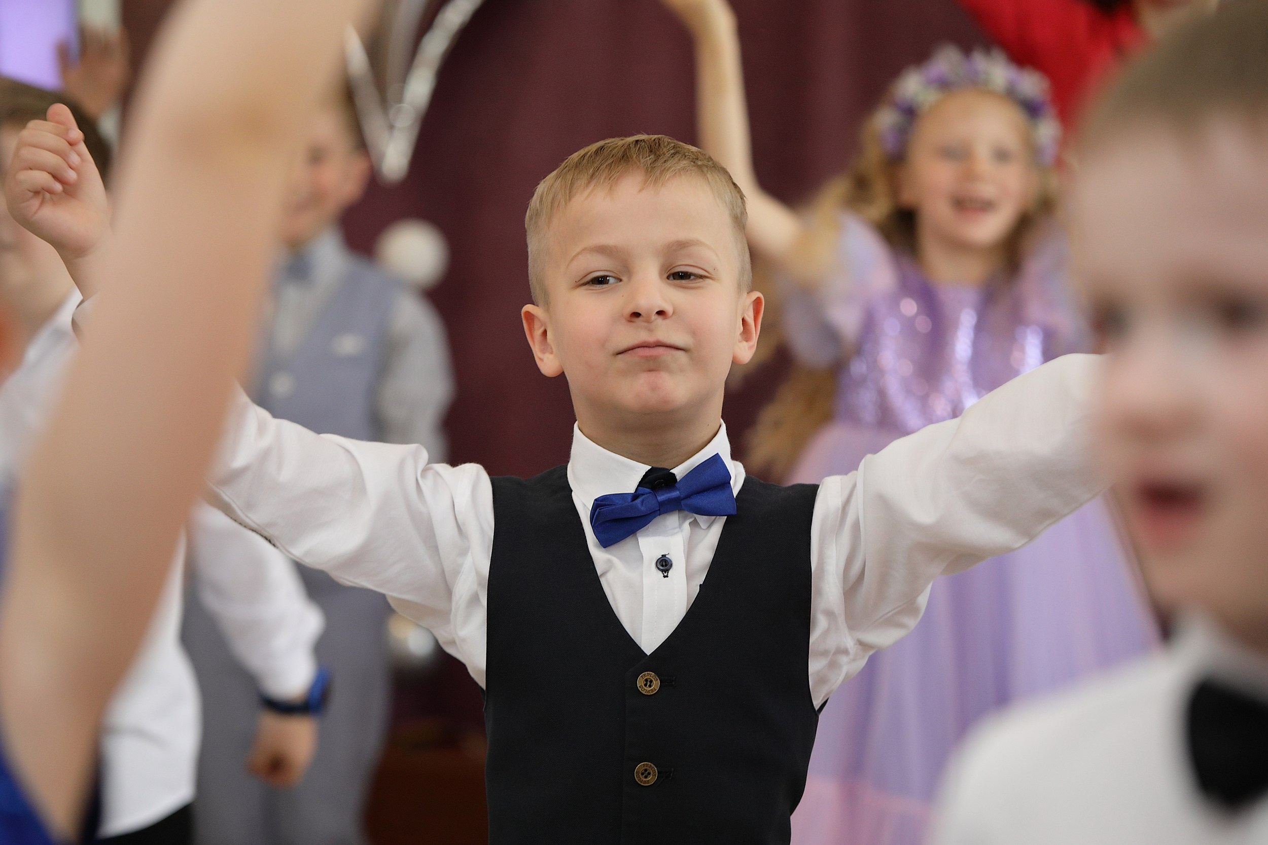 Фотосессия выпускного в детском саду. Свадебный и семейный фотограф и видеограф в Екатеринбурге Полянские Тимур и Анастасия