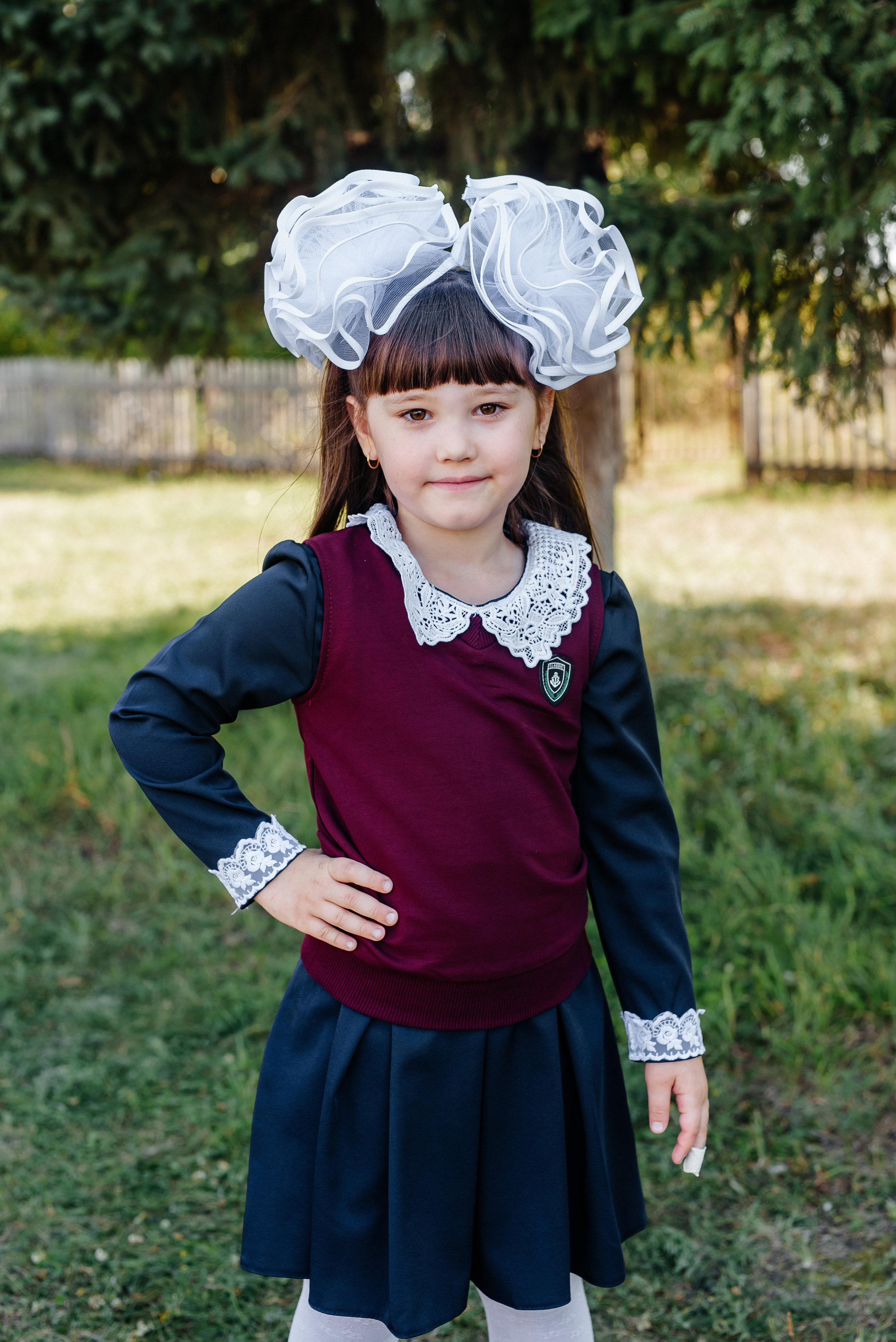 Фотосъёмка 1 сентября (торжественная линейка 1 класс). Семейный фотограф в Барнауле