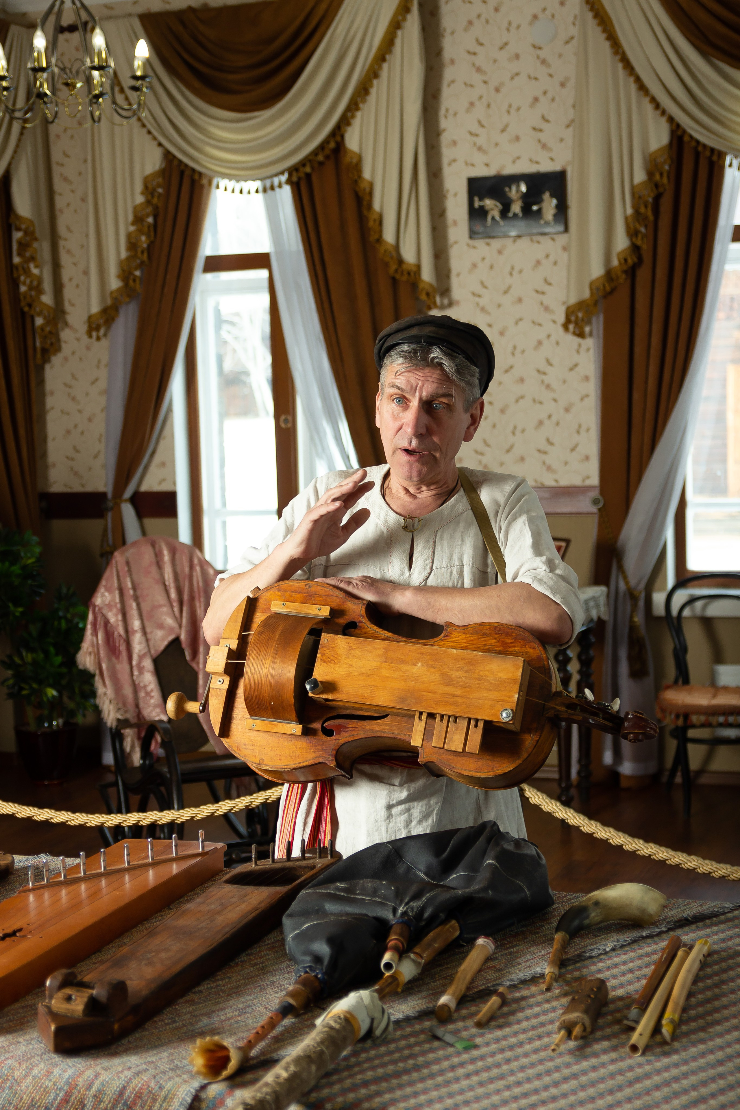 Музей забытой музыки. Александр Стряпунин — предметный фотограф в Улан-Удэ