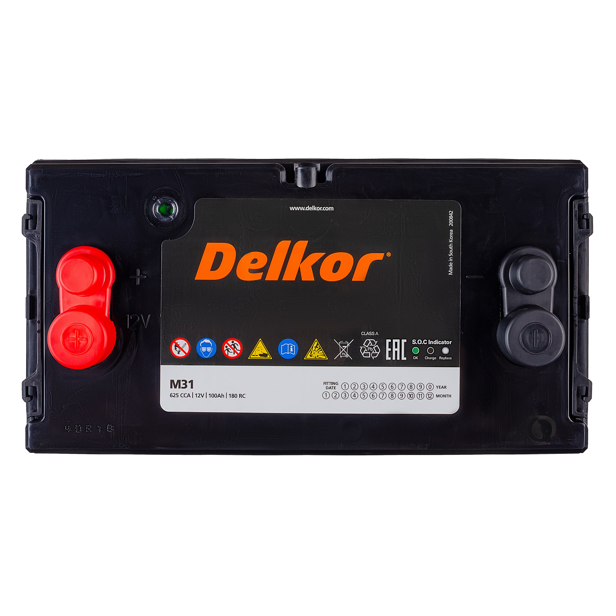 предметная фотография аккумуляторной батареи DELKOR для грузовых автомобилей на прозрачном фоне