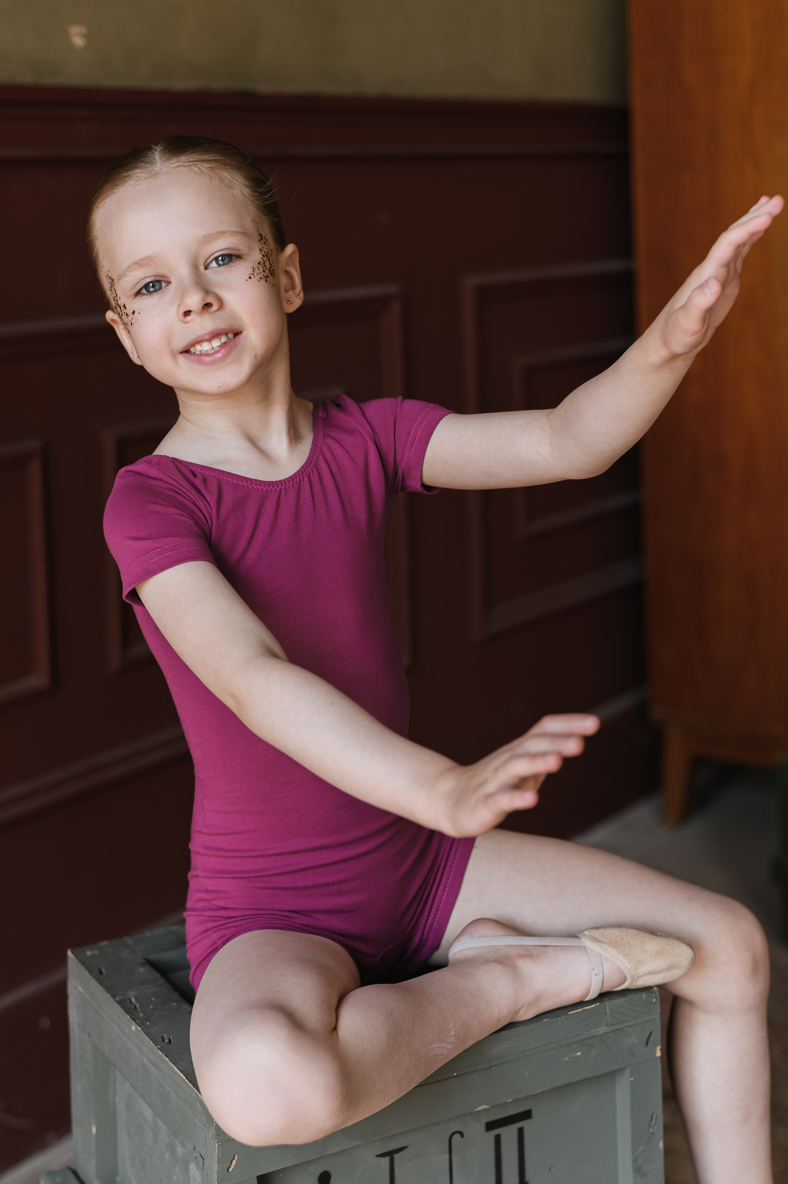 ВВЕРХ ДНОМ. SCULPTURE. Профессиональный репортажный, коммерческий фотограф в Санкт-Петербурге