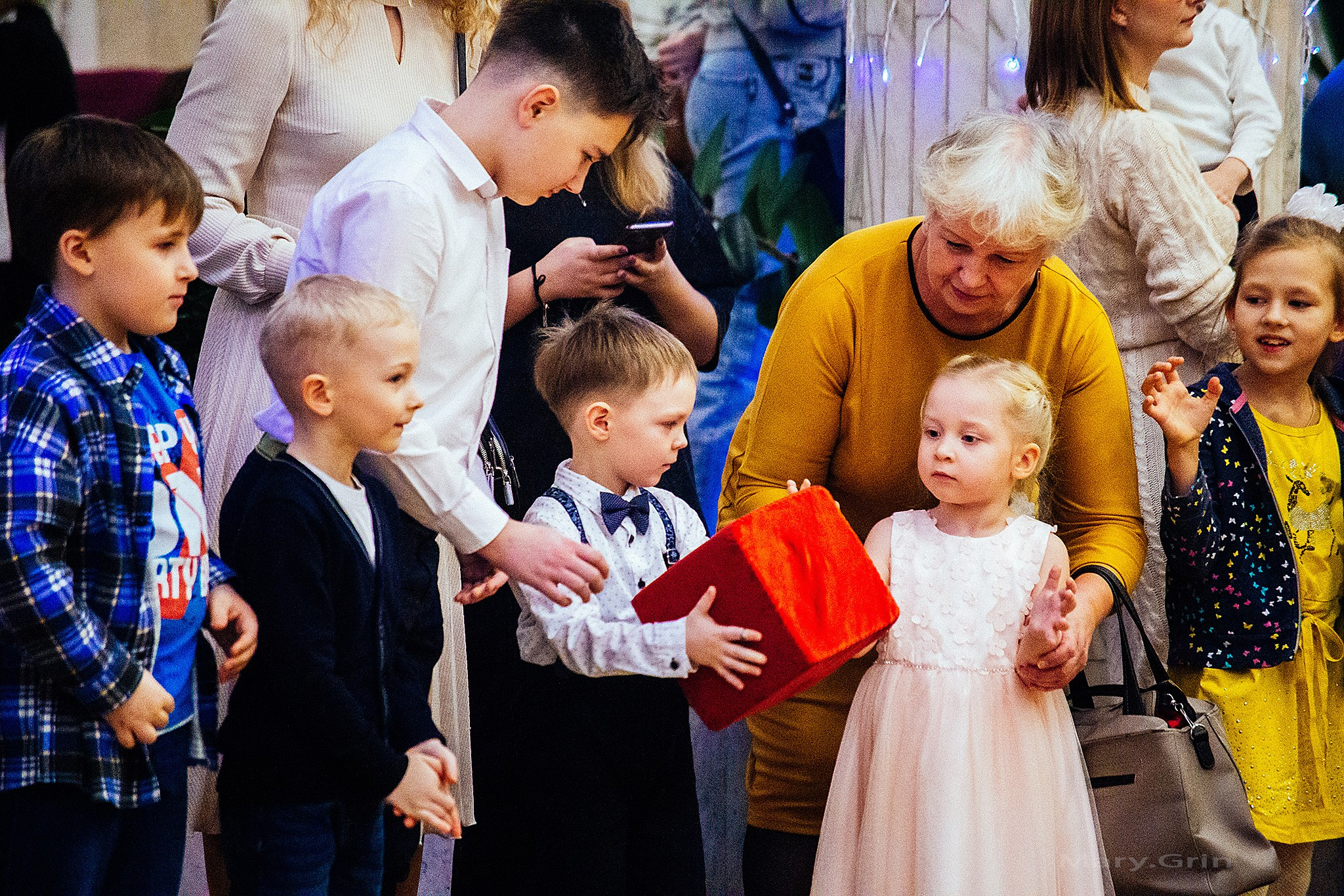 Ёлка в кукольном театре. Детский и семейный фотограф, фотограф мероприятий Нижний Новгород