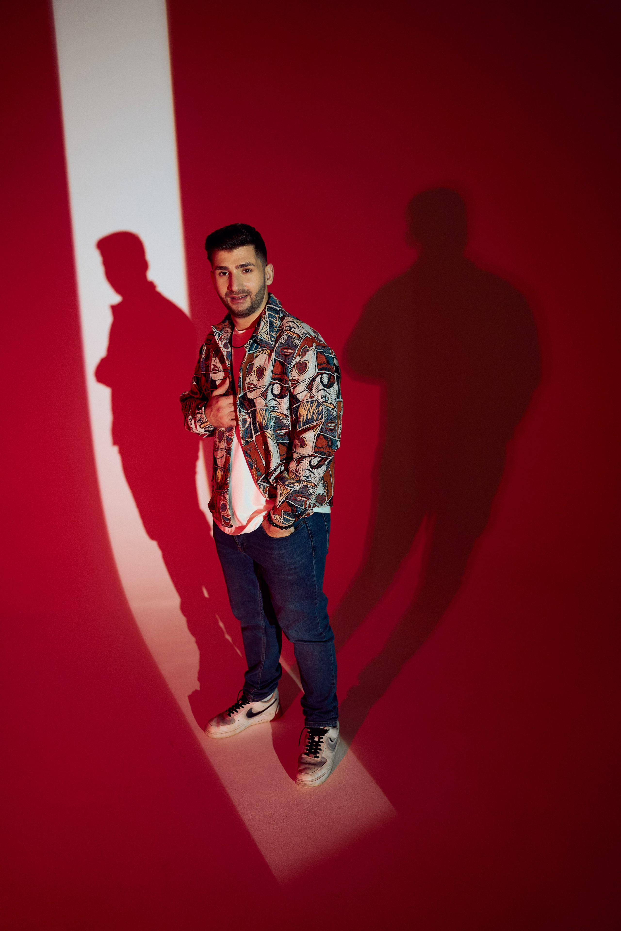 TIMANIO. Фотограф