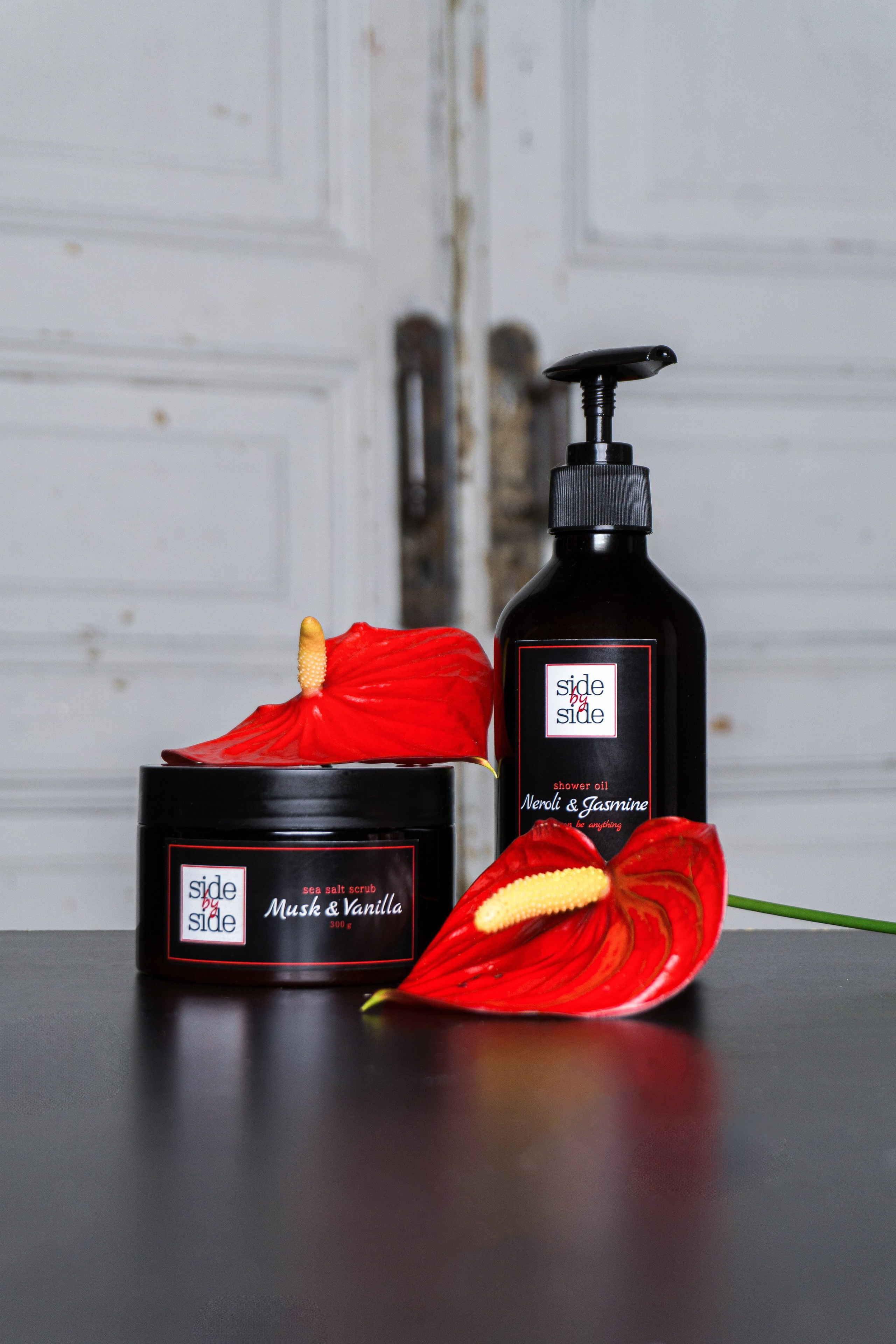 Side by side. Фотограф