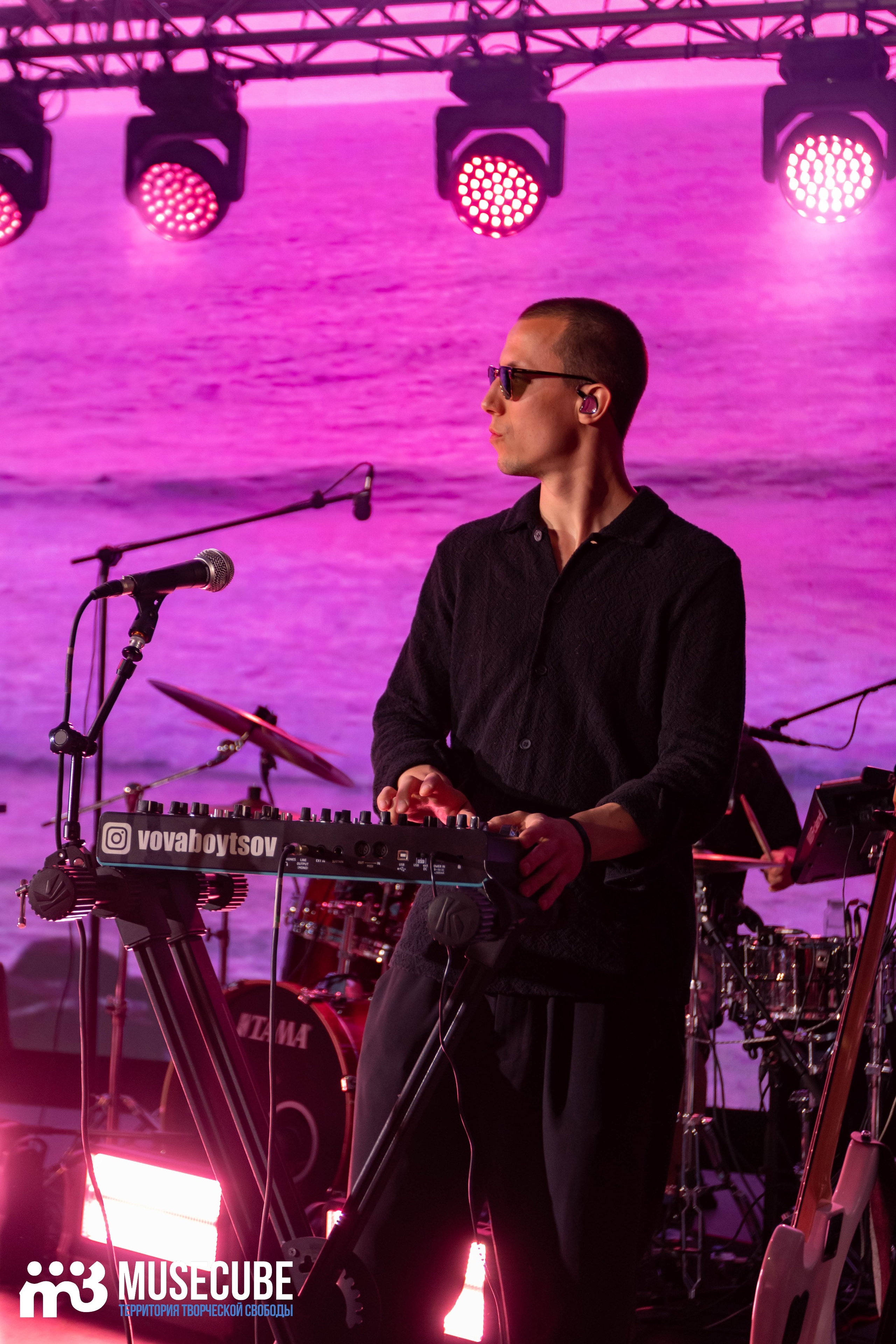 МОТ. Концертный фотограф