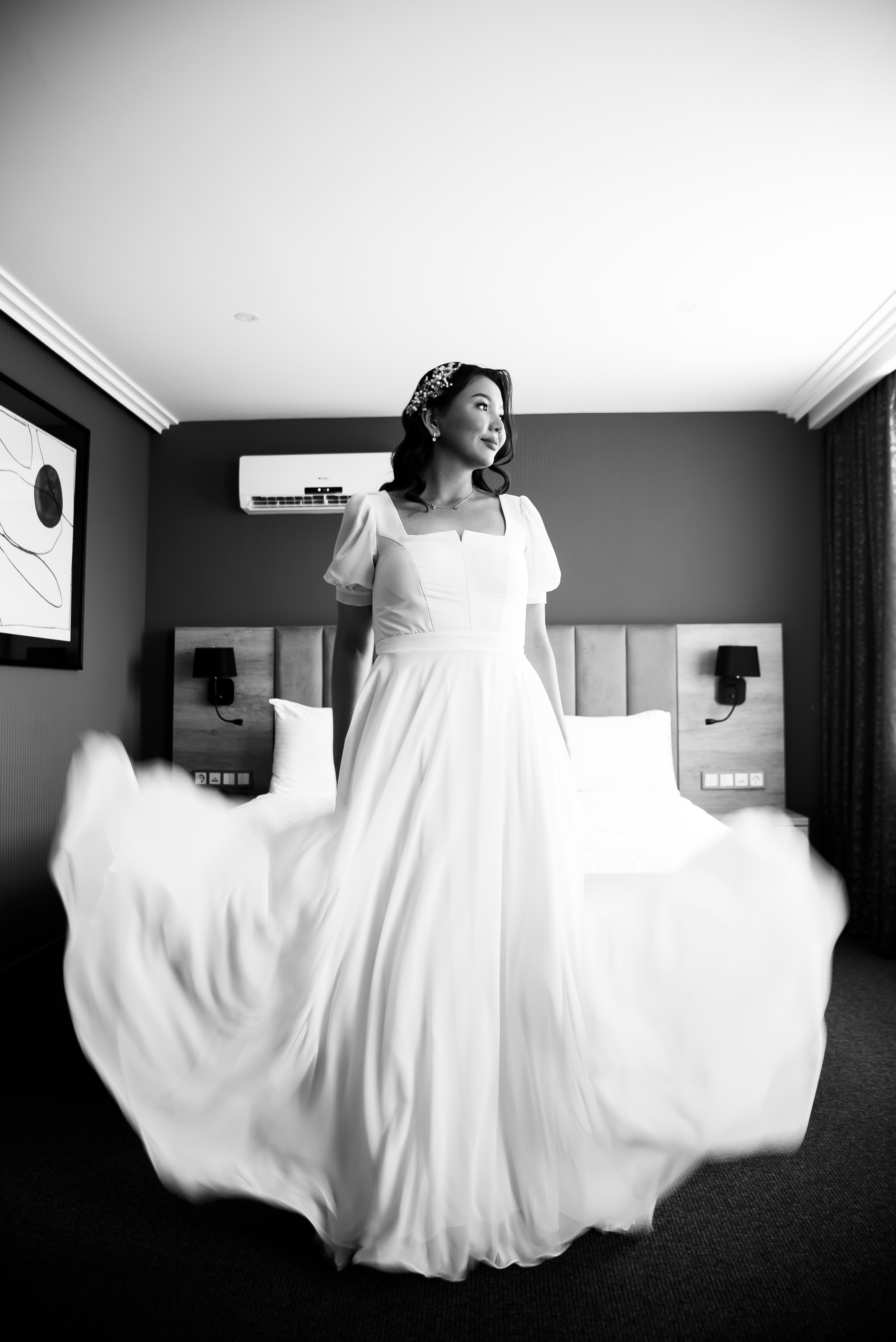 ZARINA QUZ-UZATU. Ельжан Куттыгожин