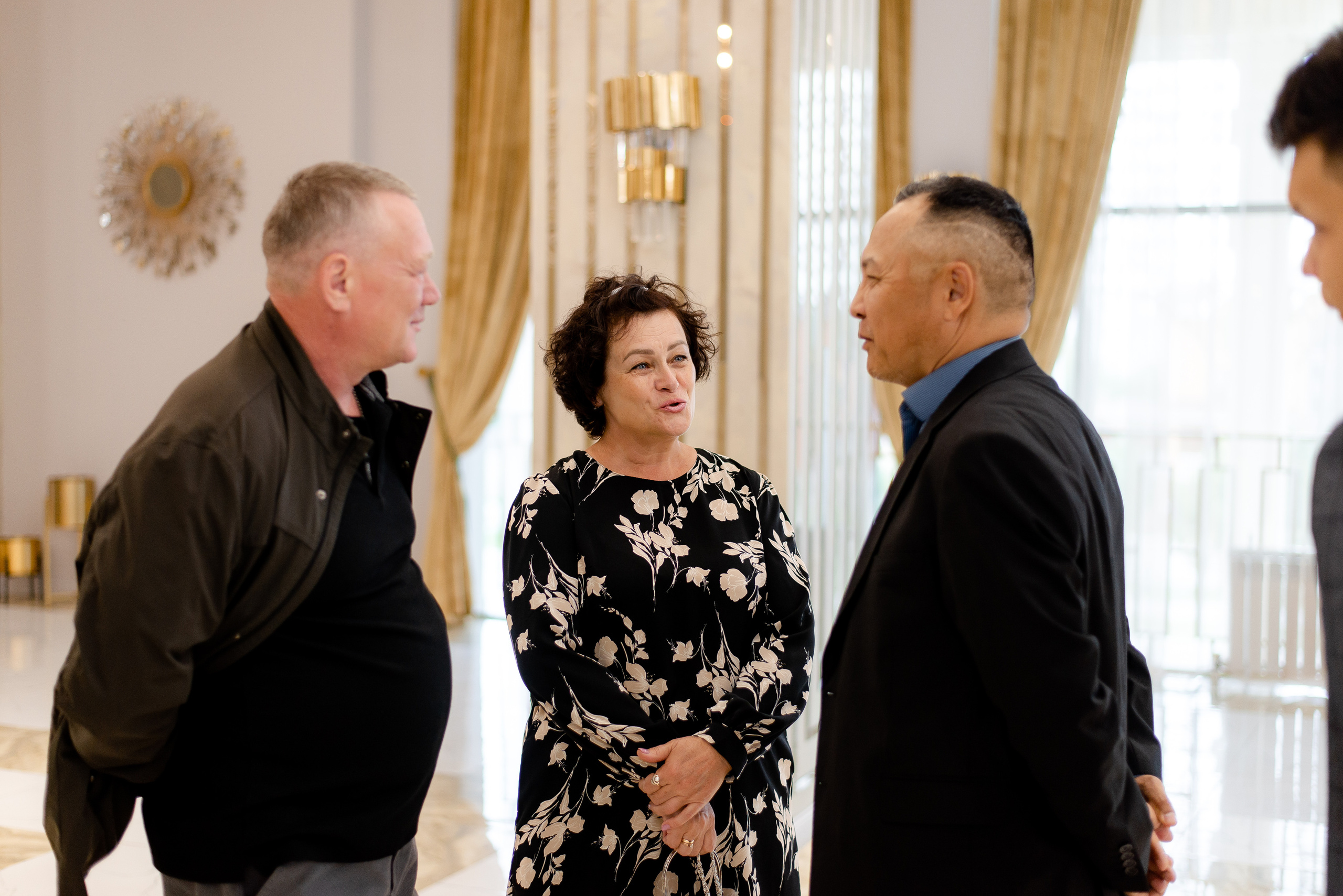 SANZHAR & SALTANAT. Ельжан Куттыгожин