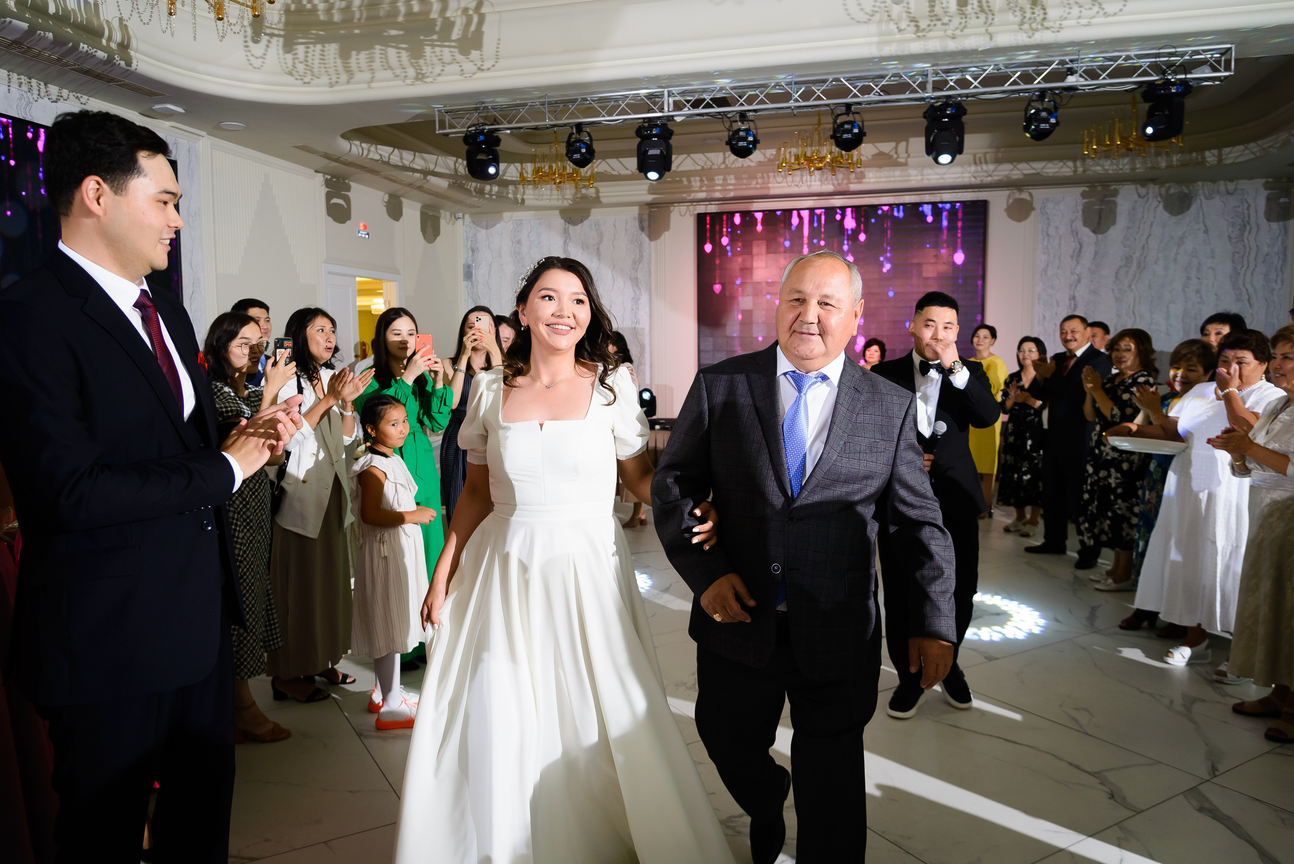 ZARINA QUZ-UZATU. Ельжан Куттыгожин