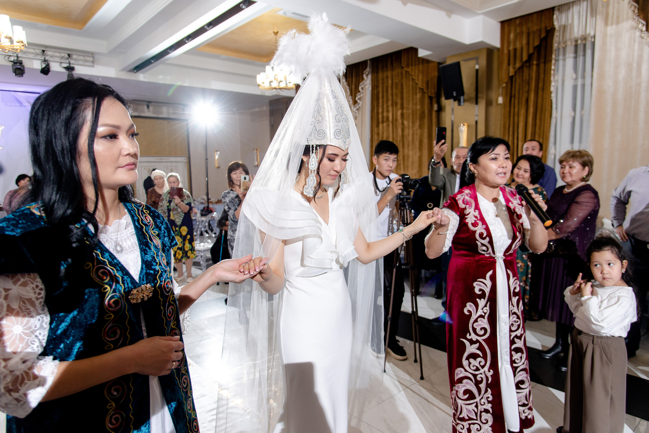 SANYA QYZ-UZATU. Ельжан Куттыгожин