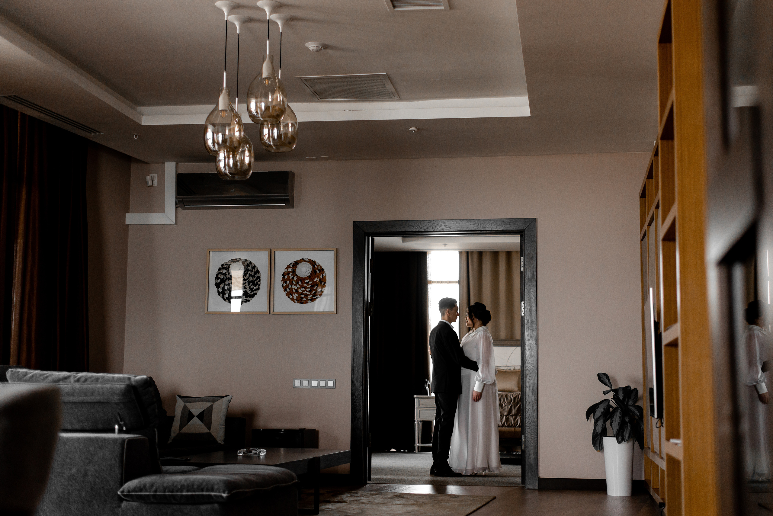 AINUR QUZ-UZATU. Ельжан Куттыгожин