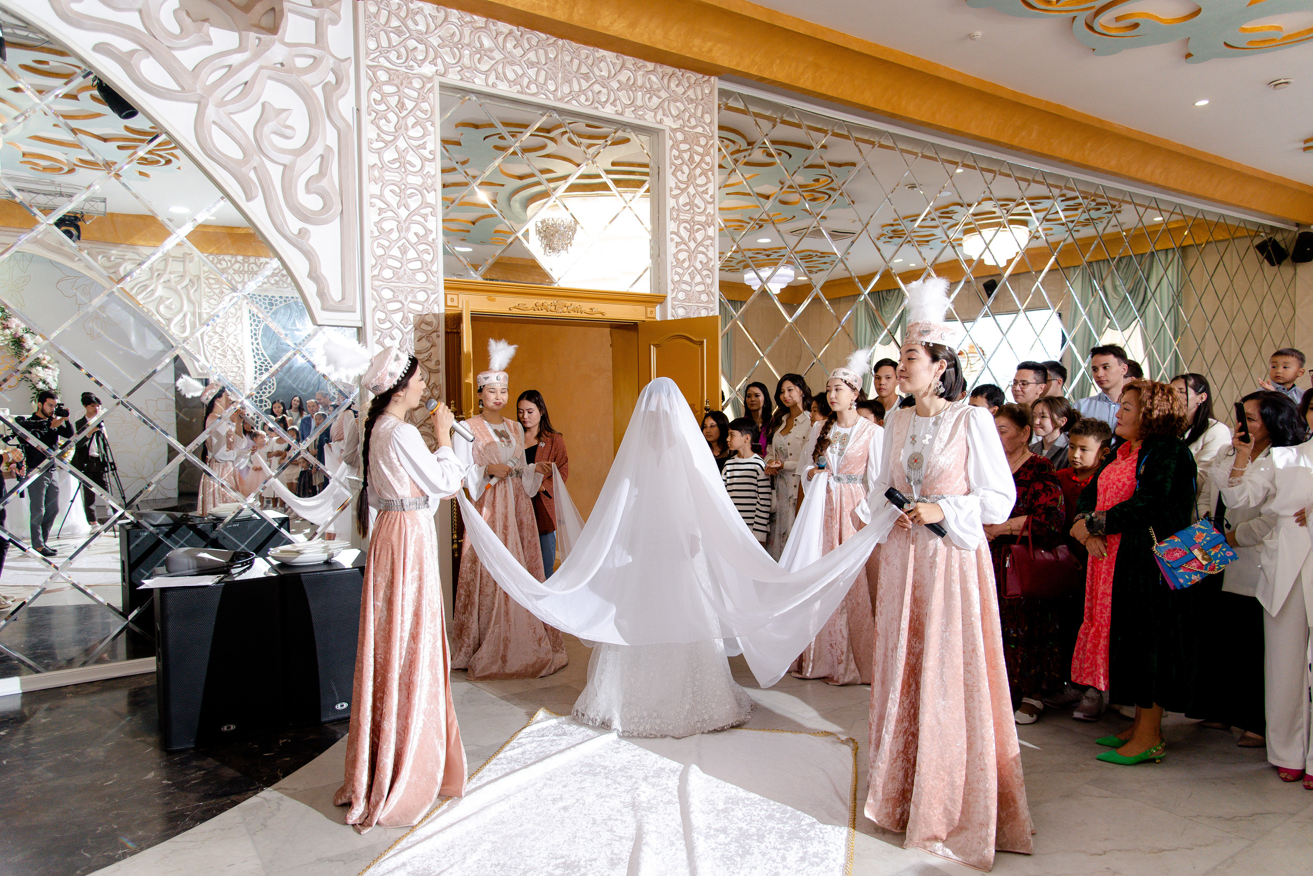 BEKSULTAN ASEL. Ельжан Куттыгожин