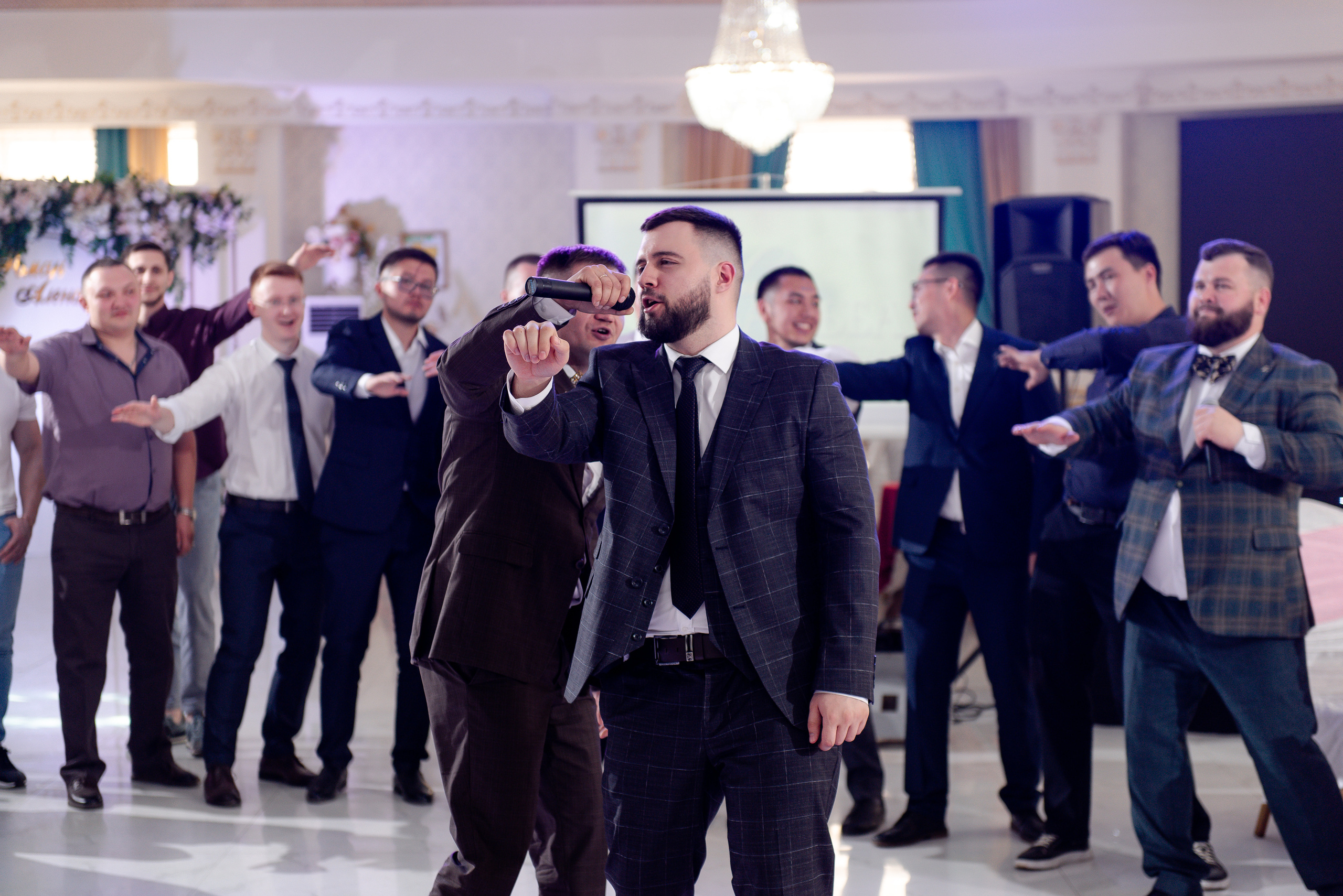 ROMAN & ALENA. Ельжан Куттыгожин