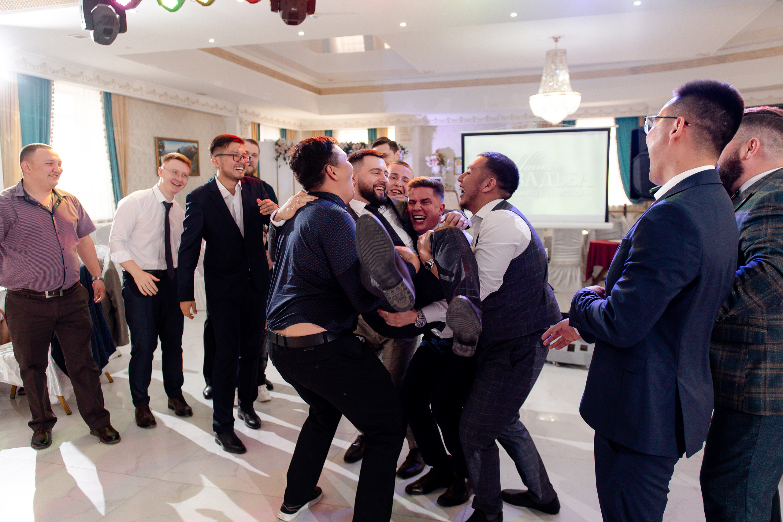 ROMAN & ALENA. Ельжан Куттыгожин