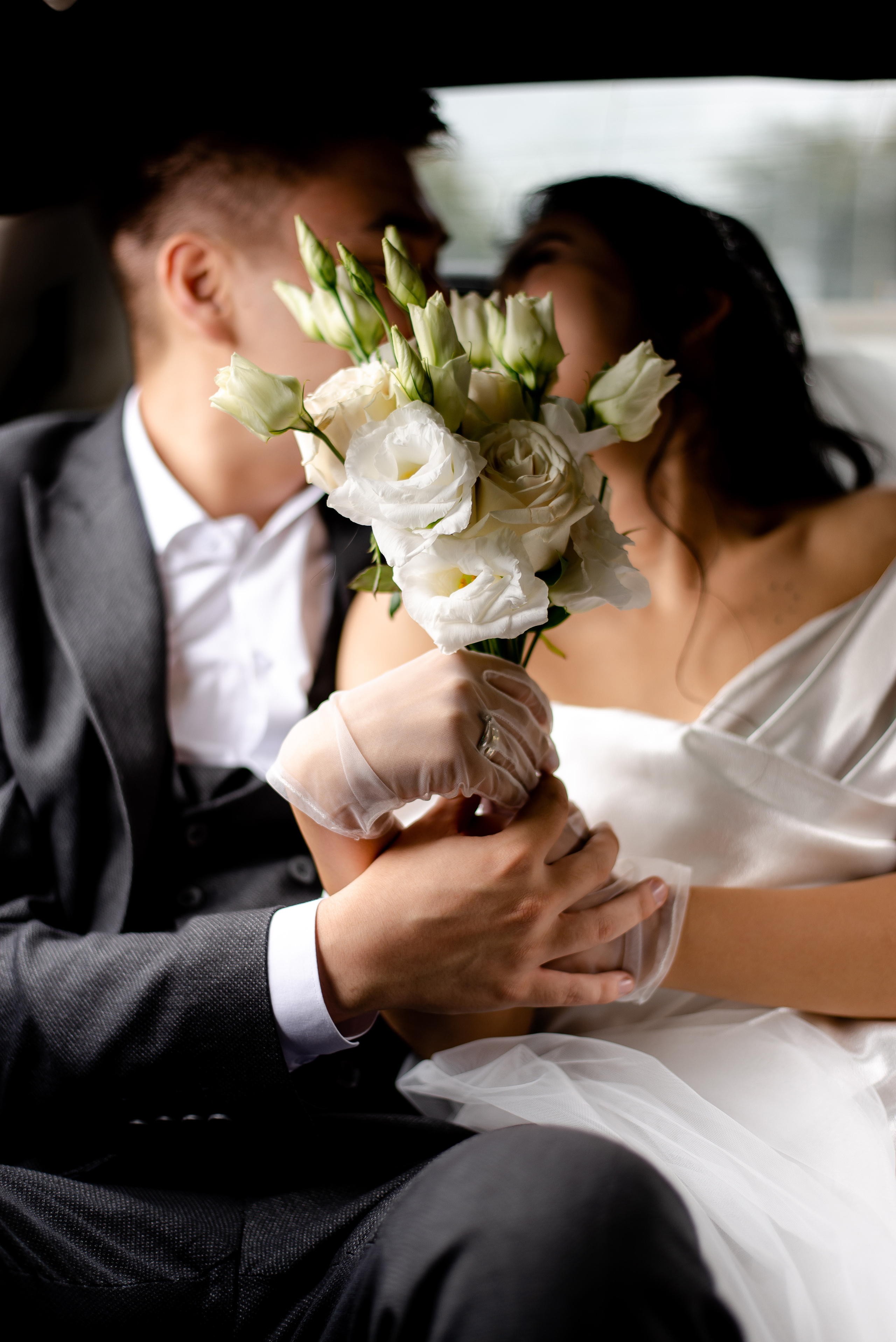 SANZHAR & SALTANAT. Ельжан Куттыгожин