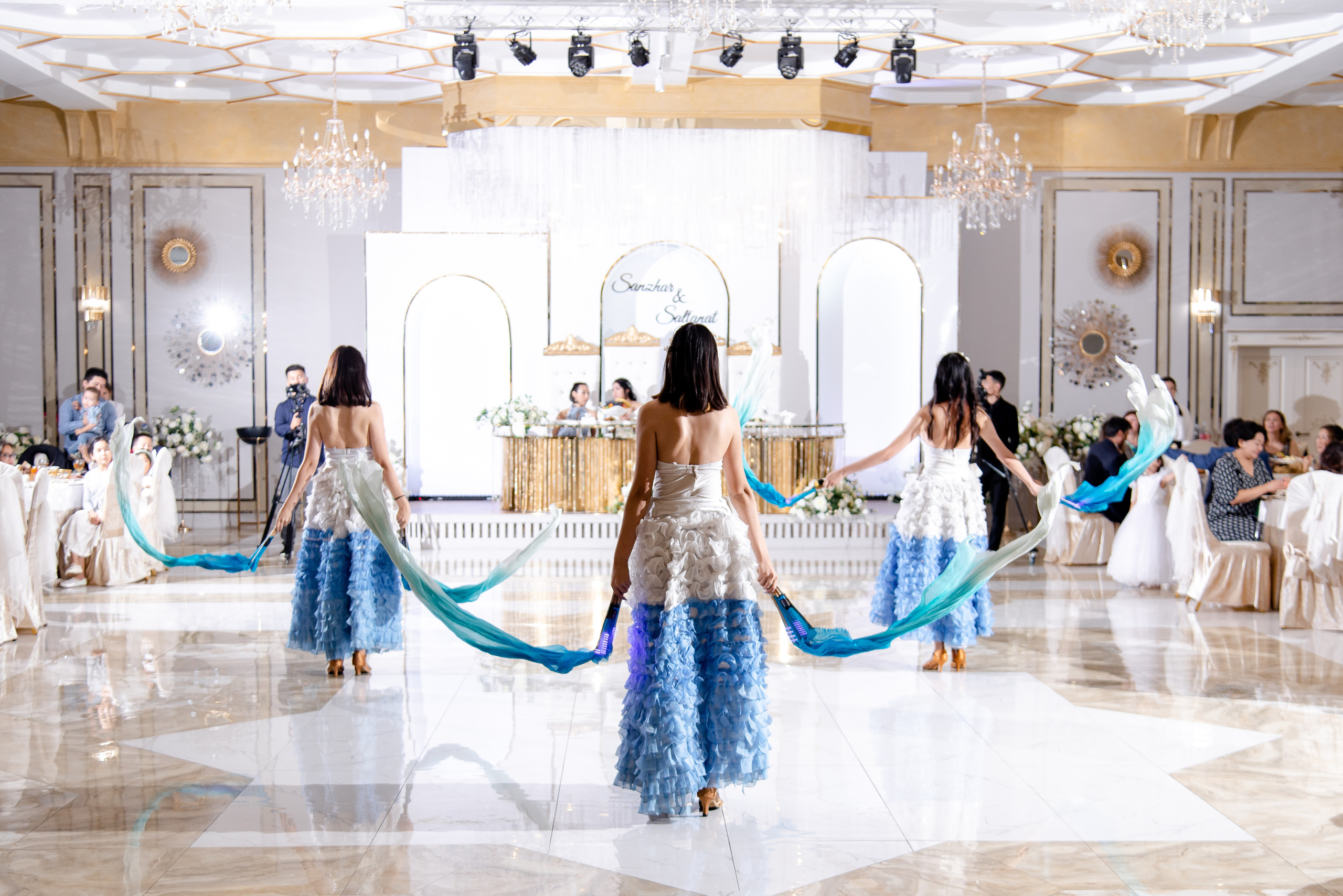 SANZHAR & SALTANAT. Ельжан Куттыгожин